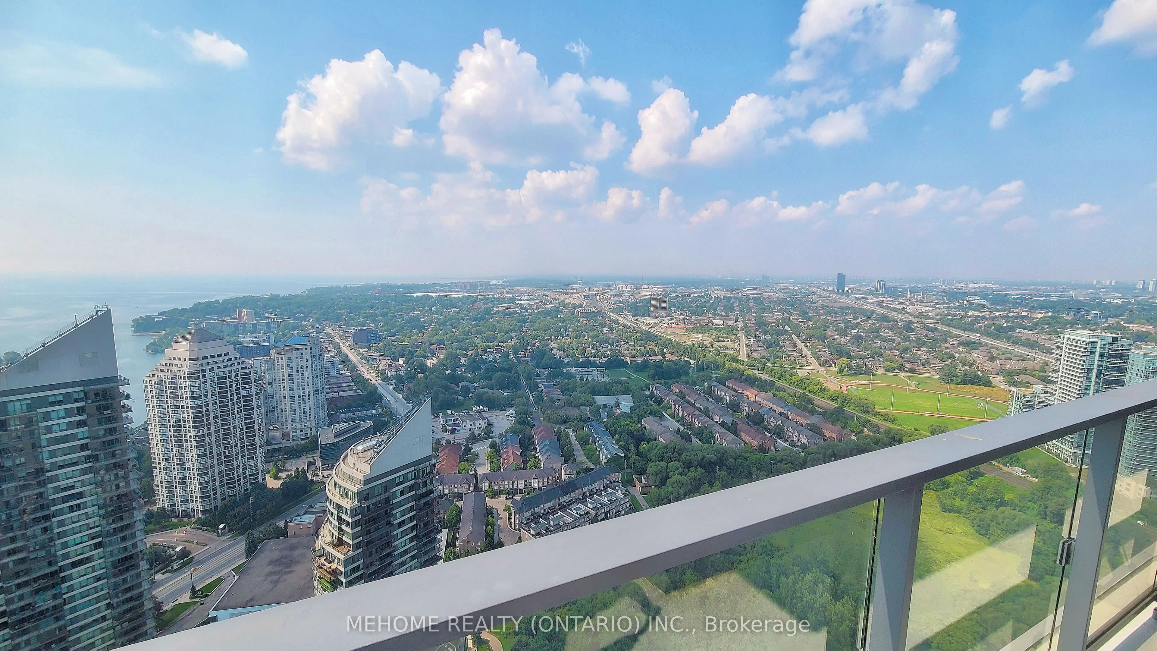 2220 Lakeshore Boulevard W, #Uph08