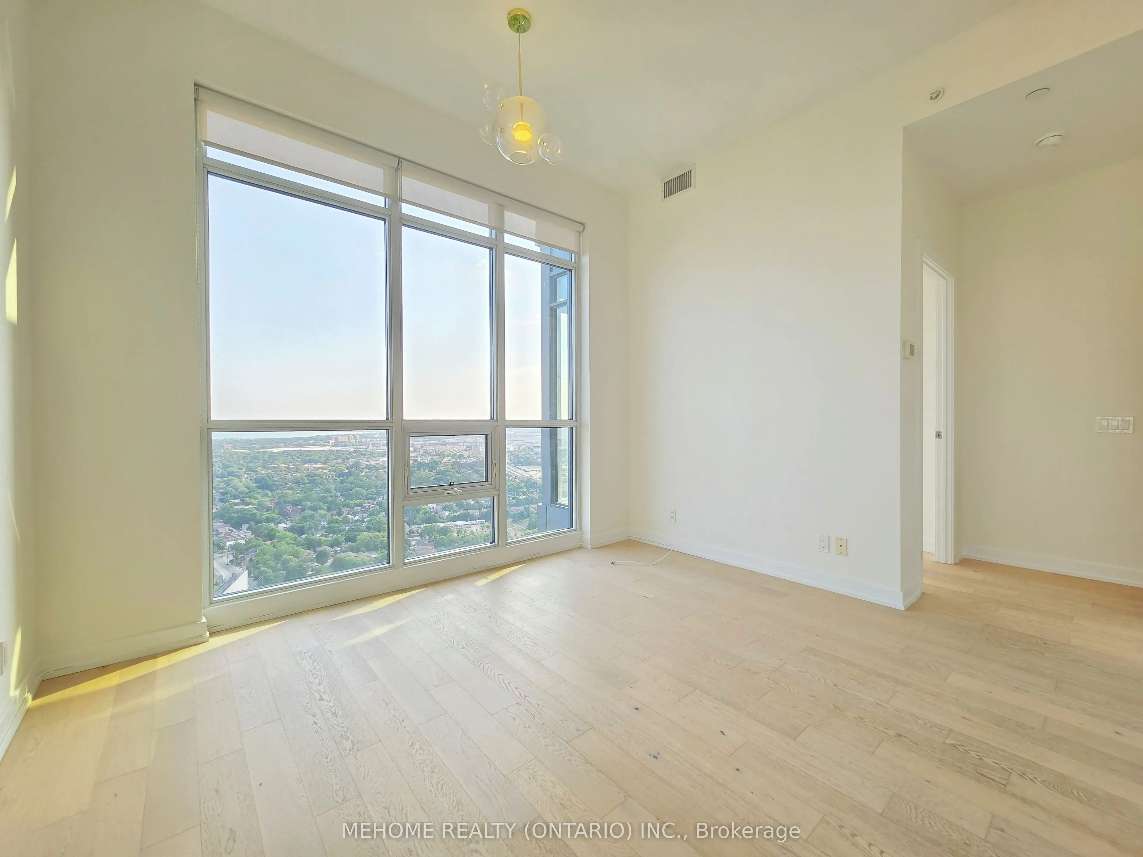 2220 Lakeshore Boulevard W, #Uph08