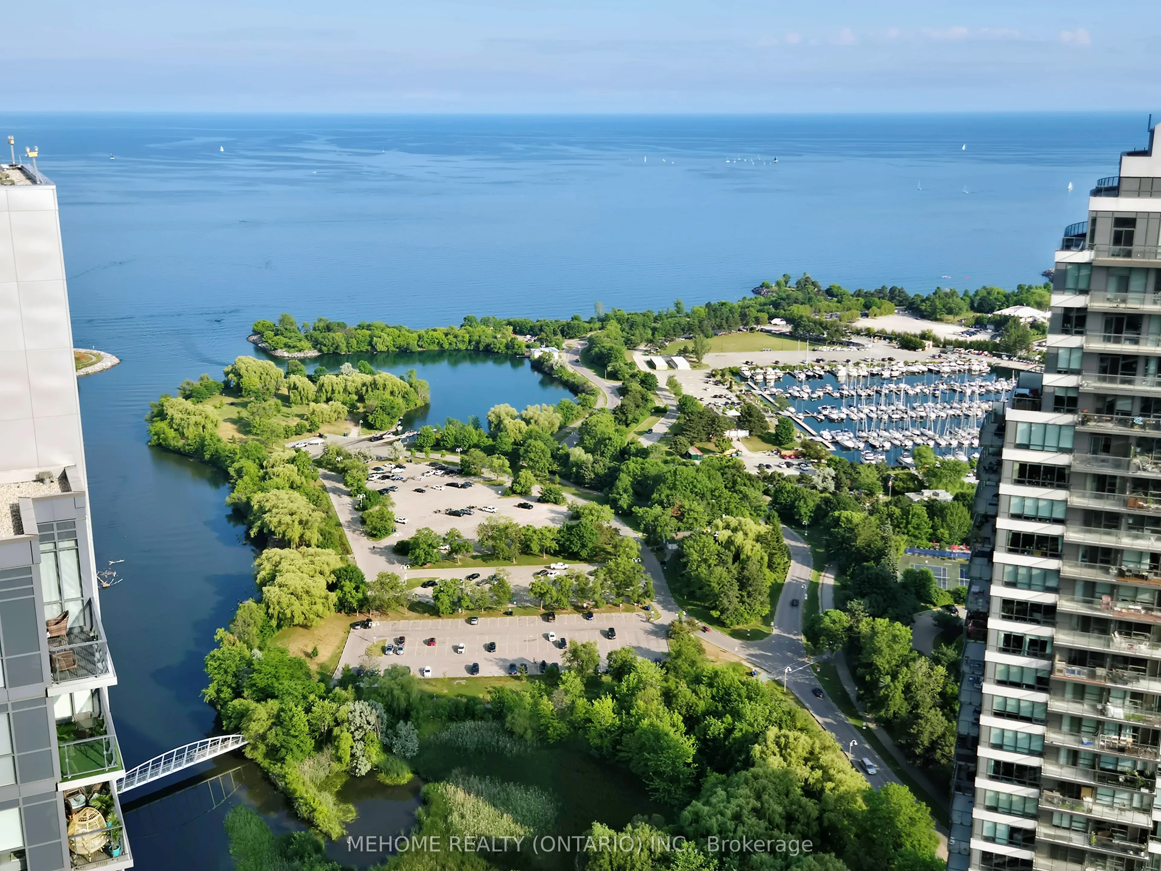 2220 Lakeshore Boulevard W, #Uph08