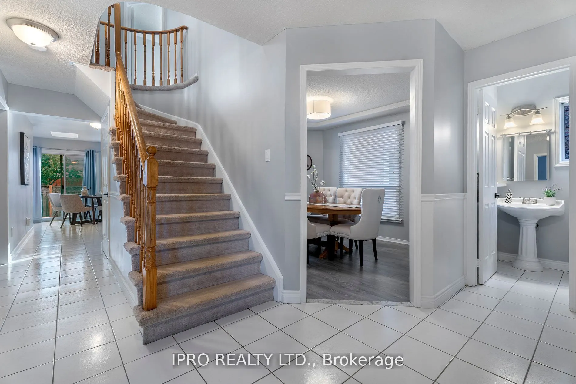 6070 Prairie Circle