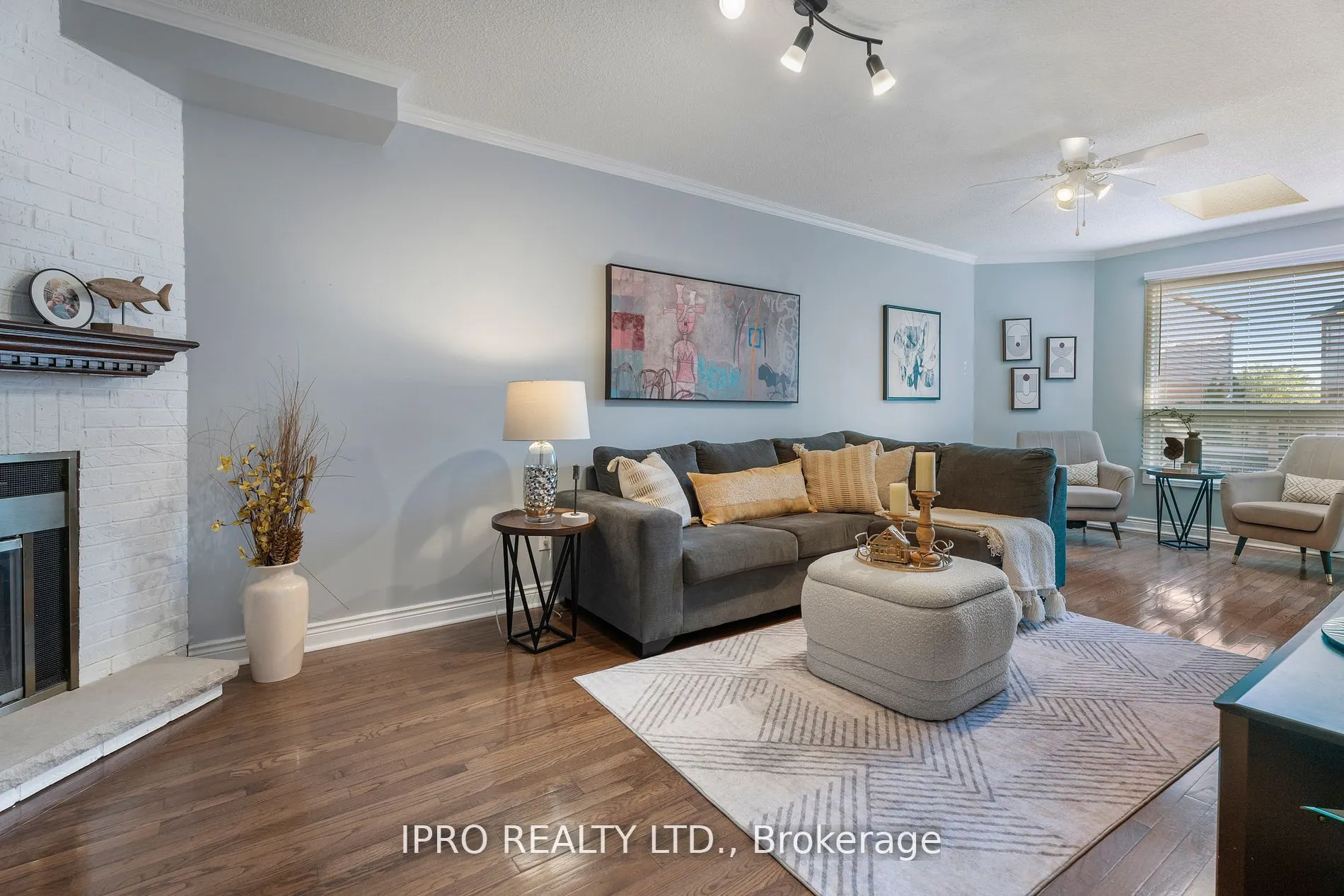 6070 Prairie Circle