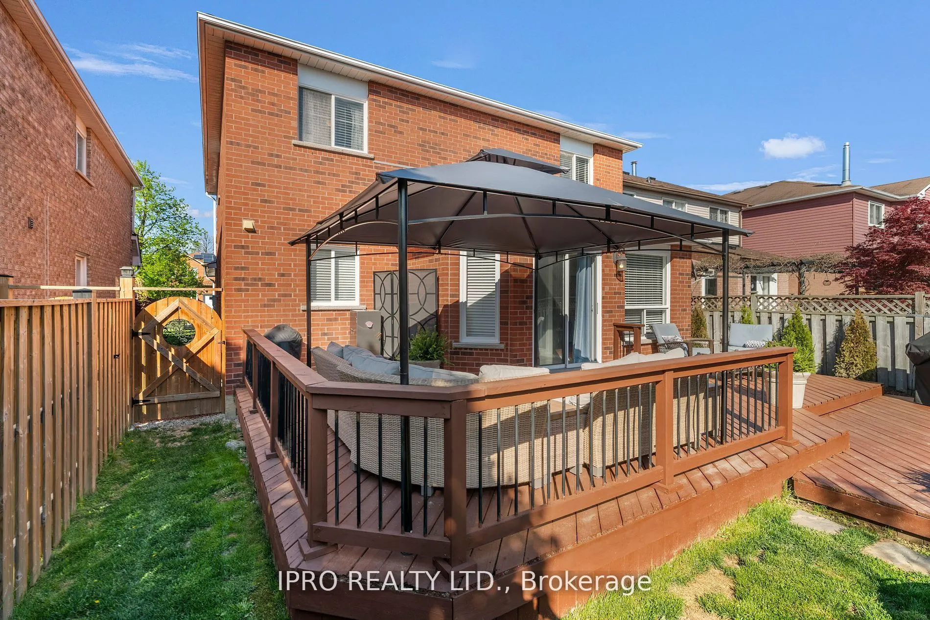 6070 Prairie Circle