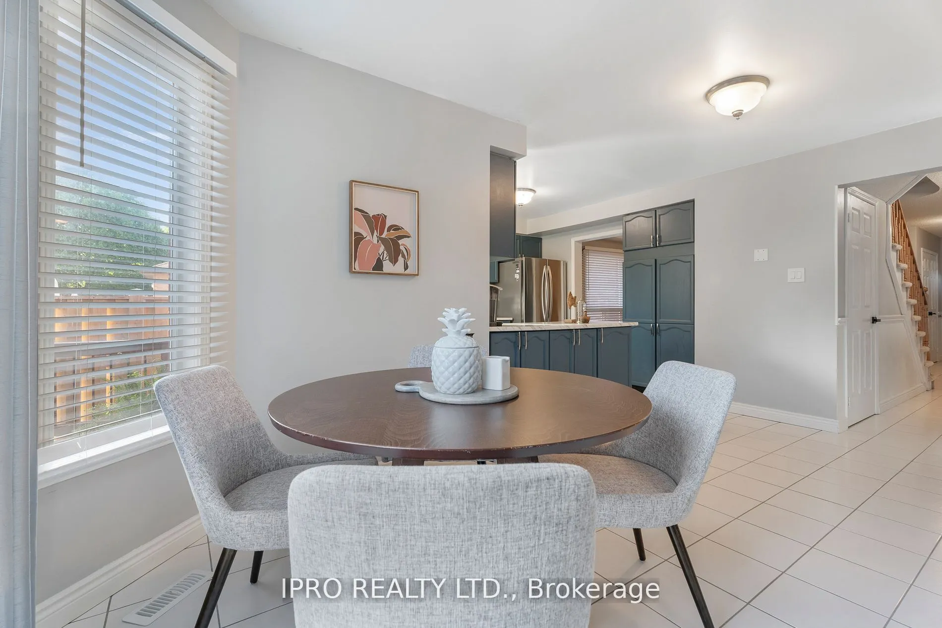 6070 Prairie Circle