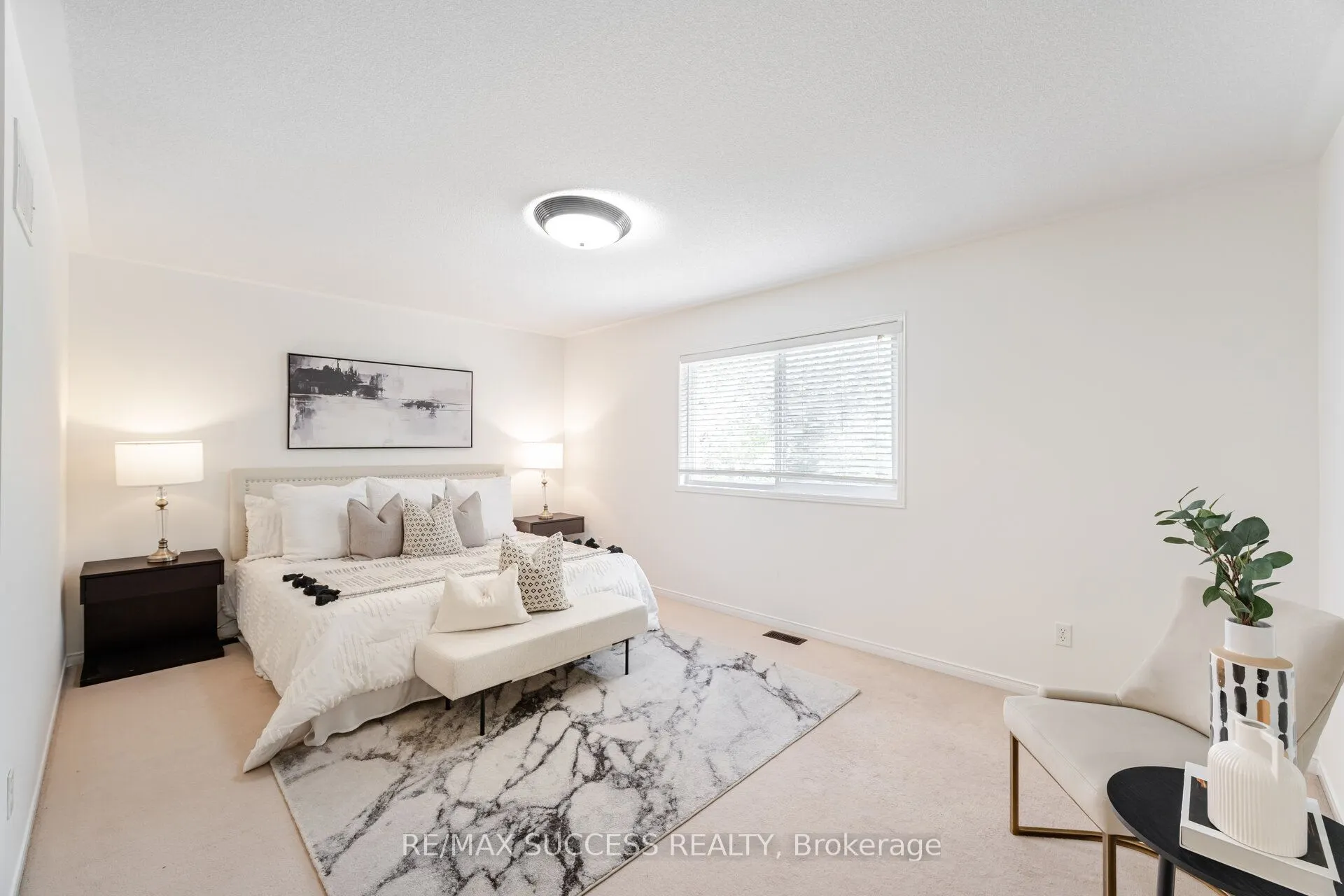 5051 Churchill Meadows Boulevard