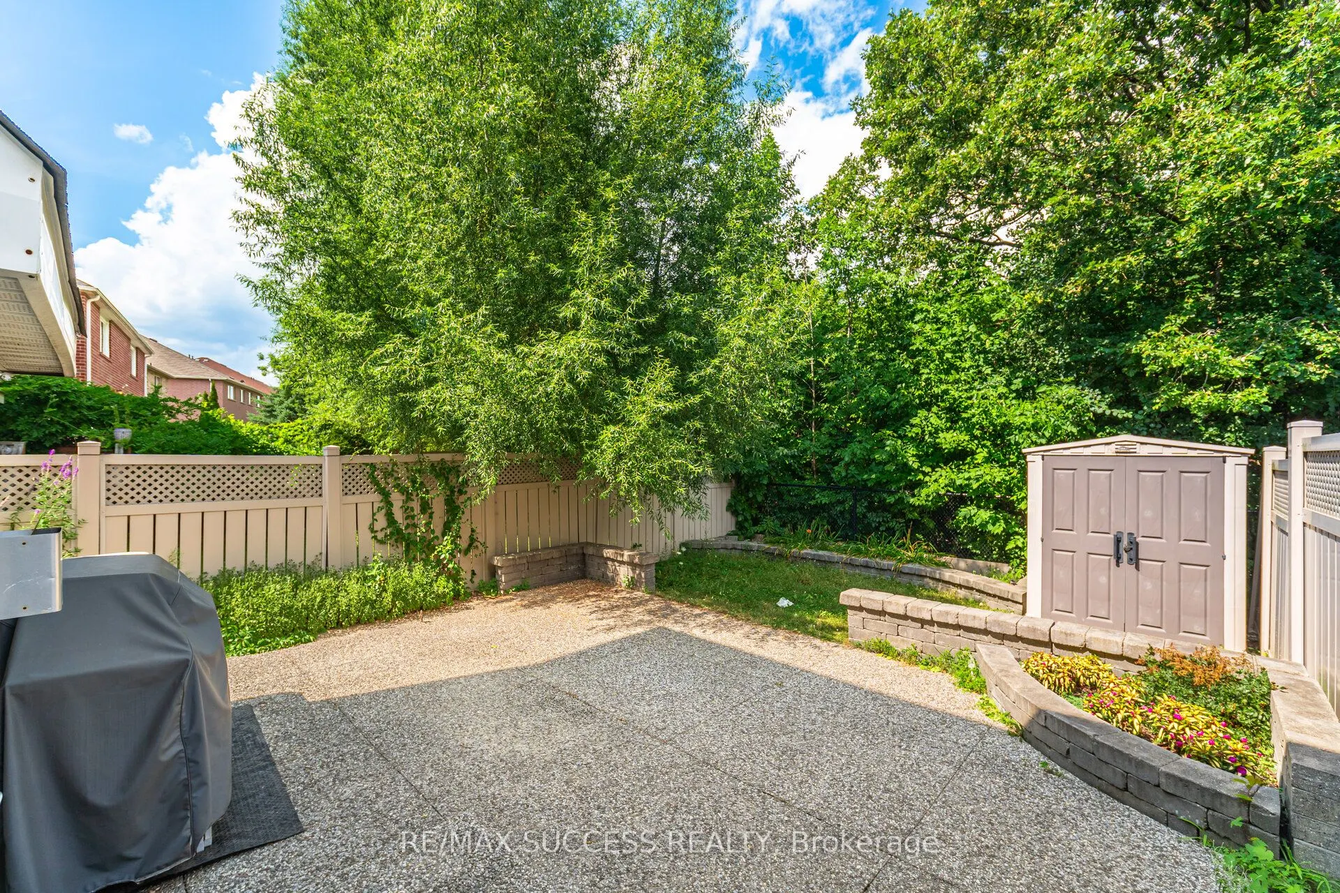 5051 Churchill Meadows Boulevard