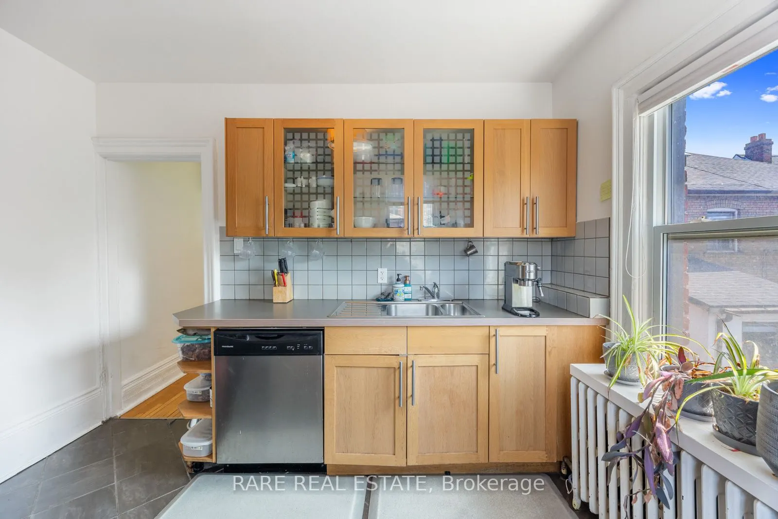 56 Brock Avenue