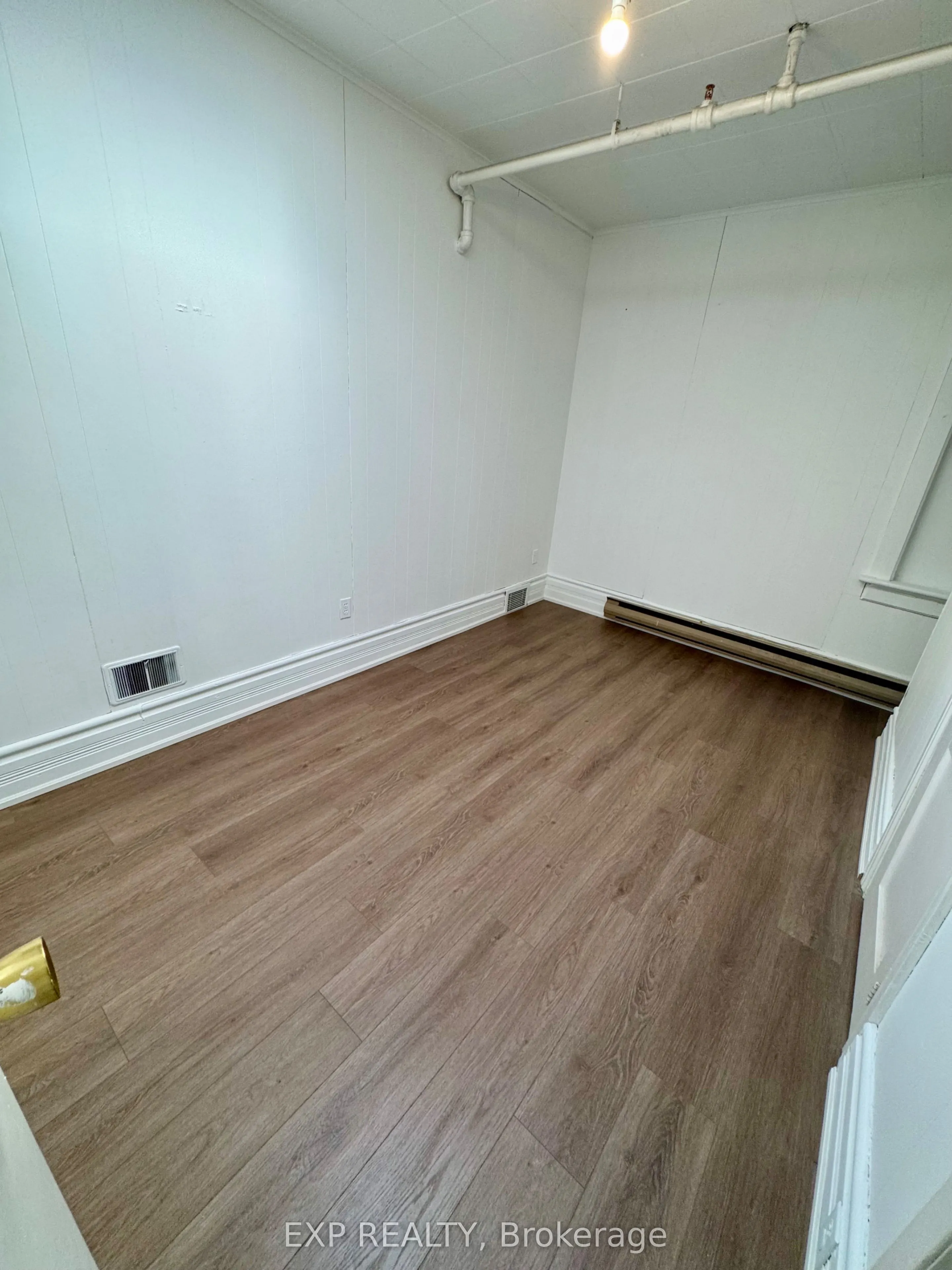17 Mill Street E, #Unit A