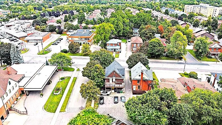 281 Main Street N