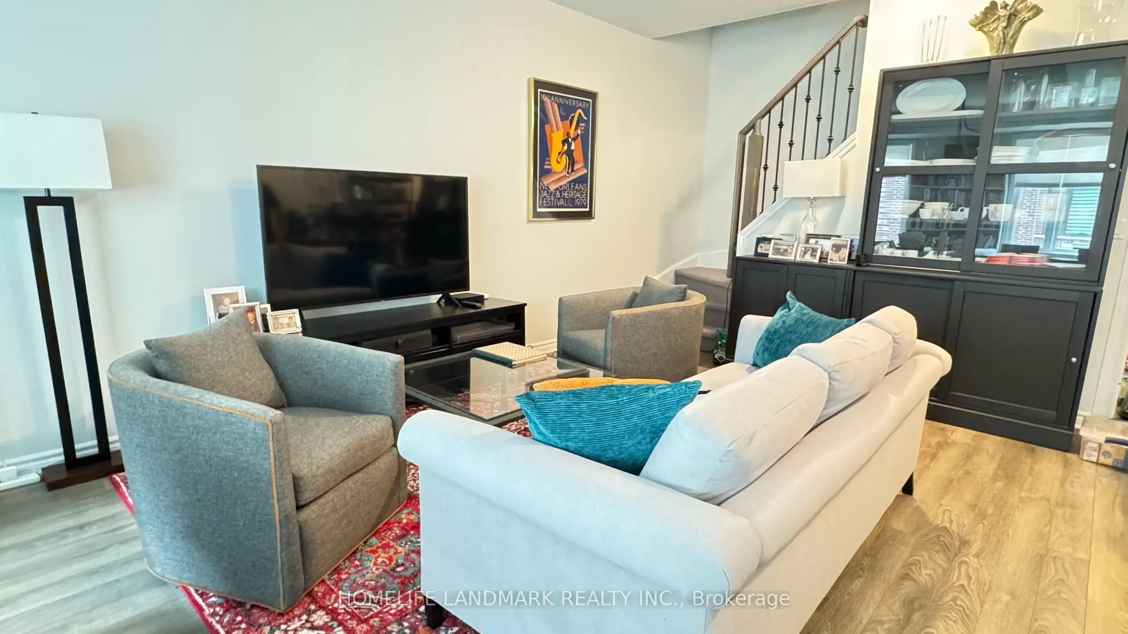 95 Eastwood Park Gardens, #27