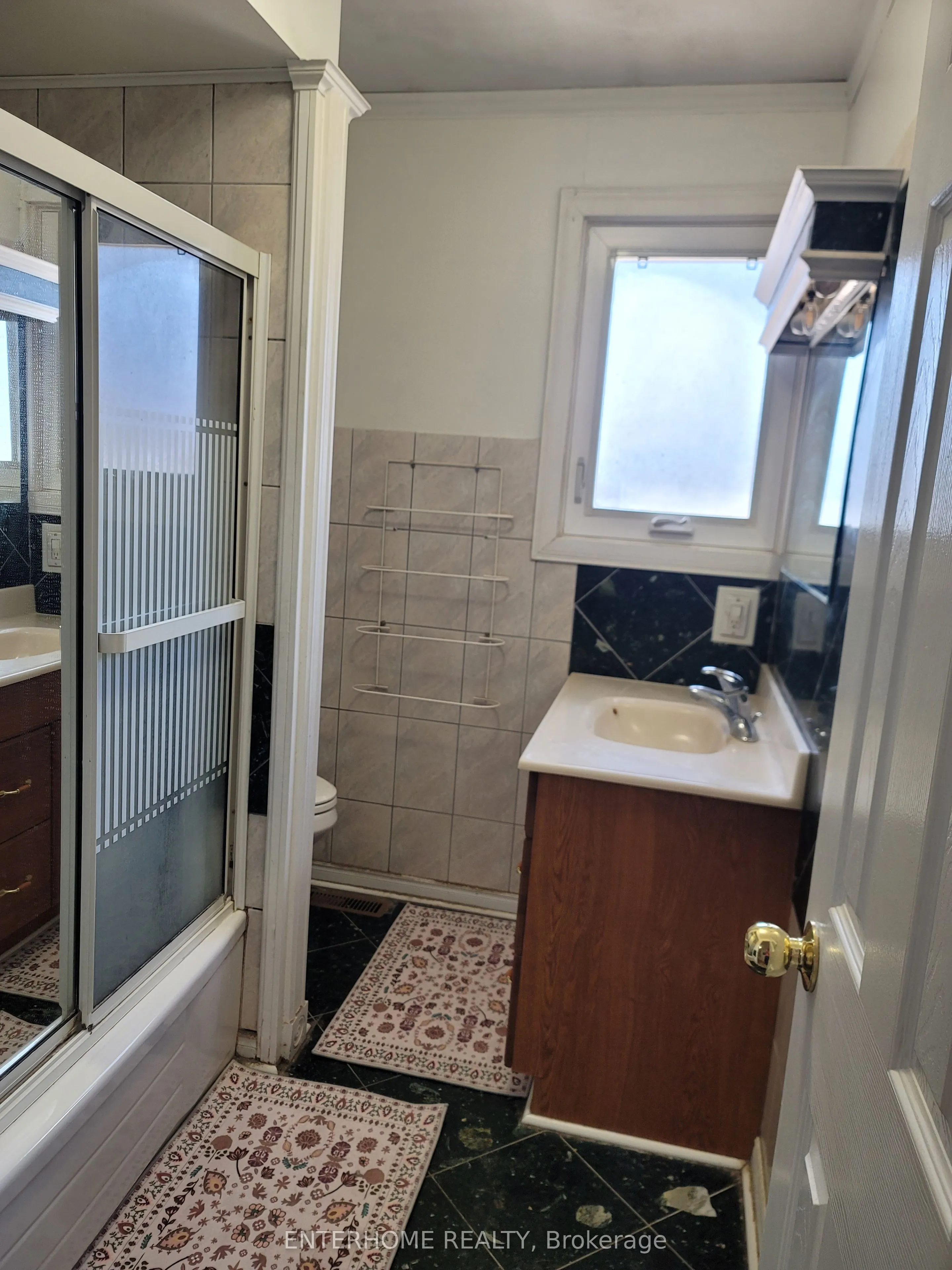 1180 mississauga valley Boulevard W, #4