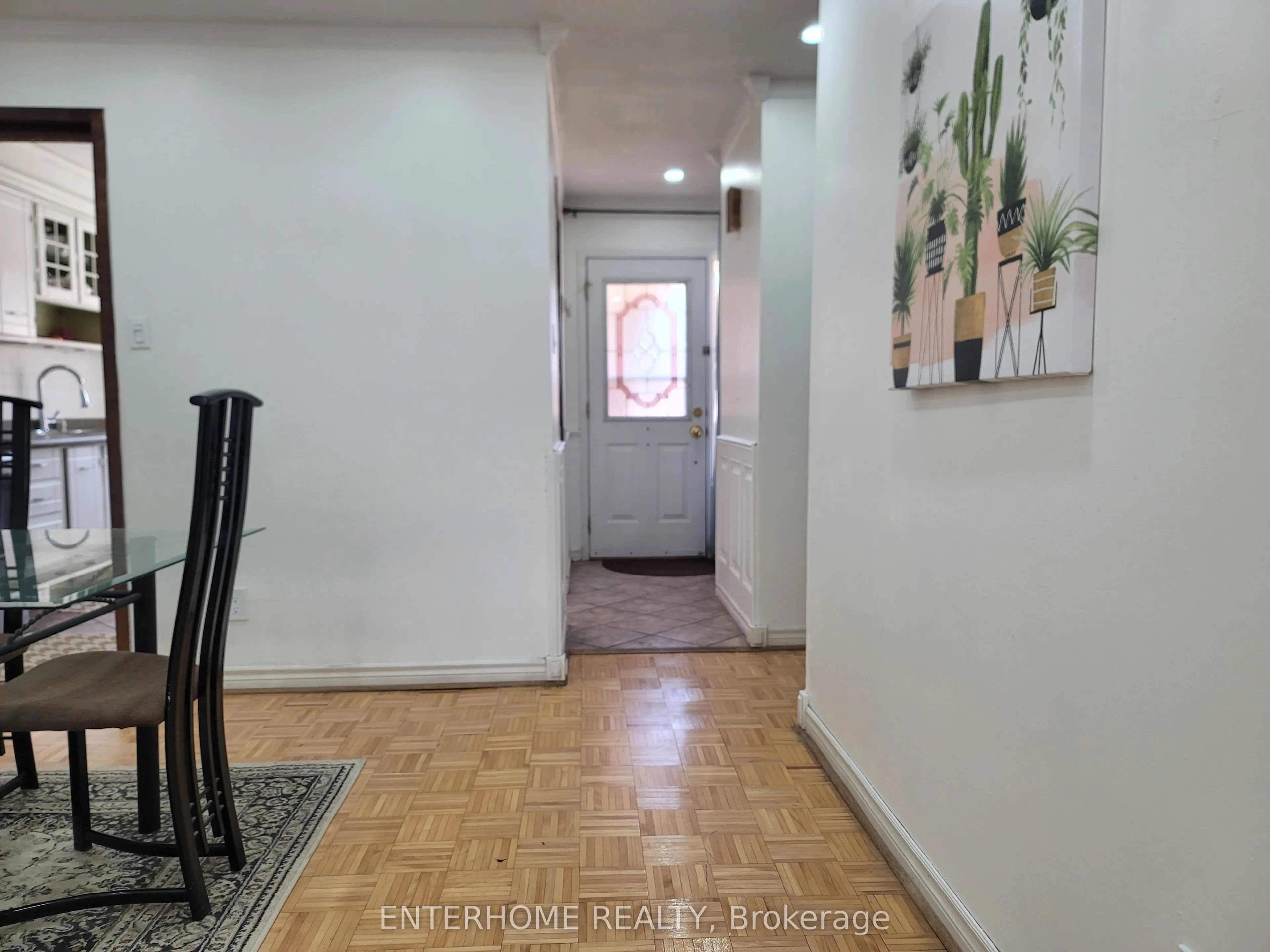 1180 mississauga valley Boulevard W, #4