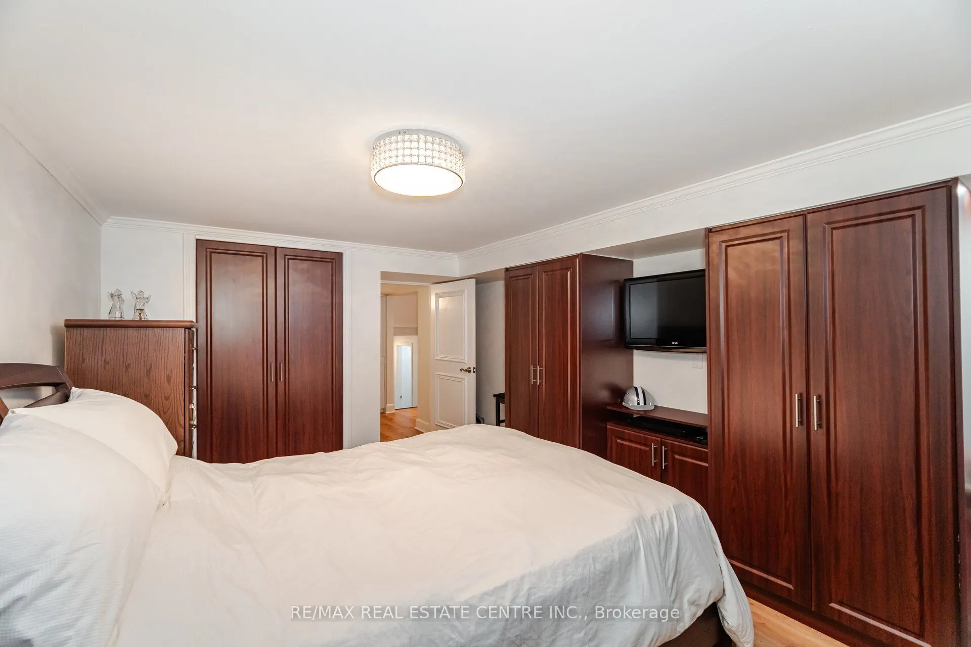 55 Mallard Crescent