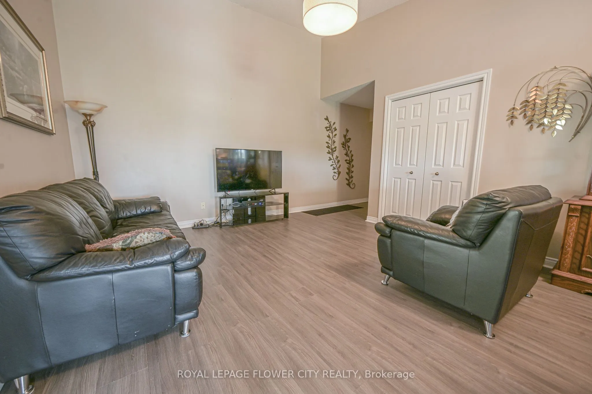 4005 Kilmer Drive, #412