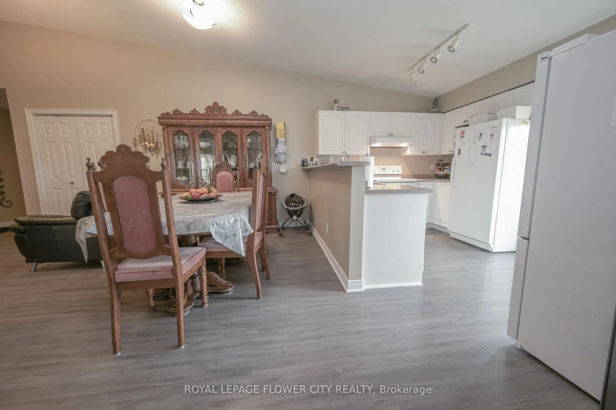 4005 Kilmer Drive, #412
