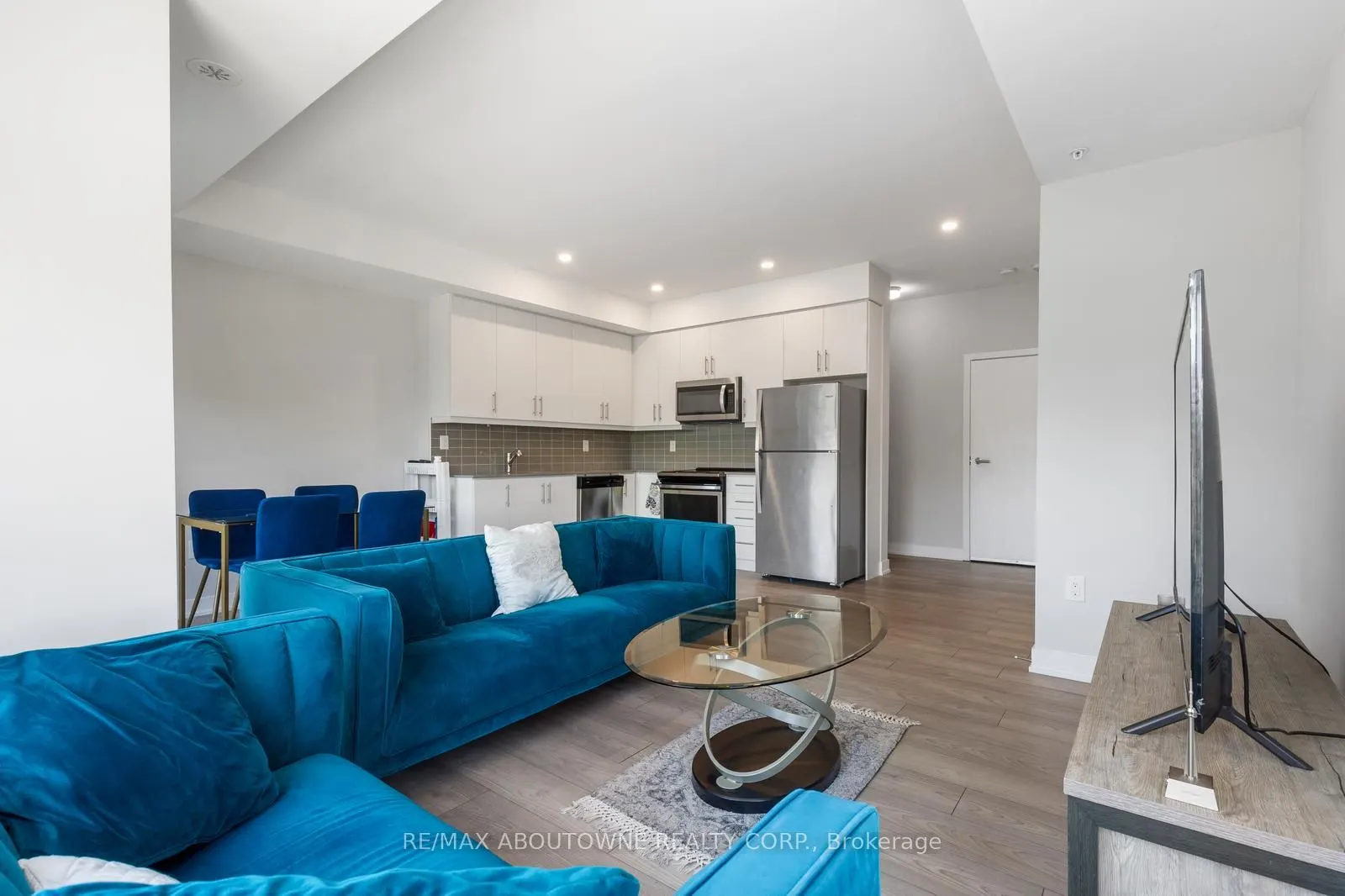 3472 Widdicombe Way, #2