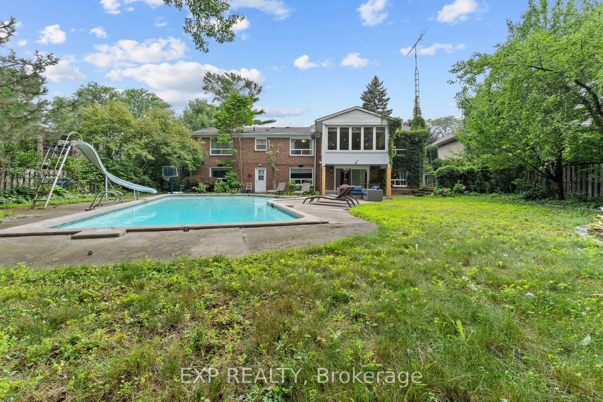 1004 Caldwell Avenue