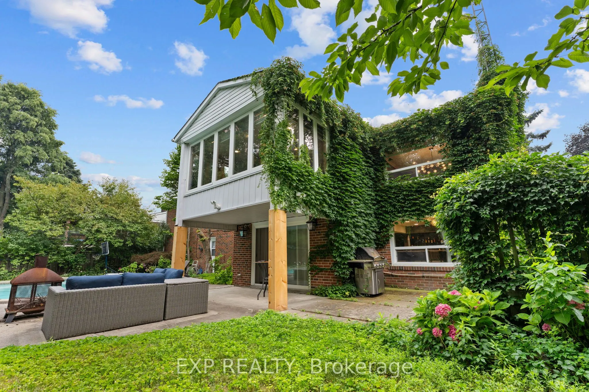 1004 Caldwell Avenue