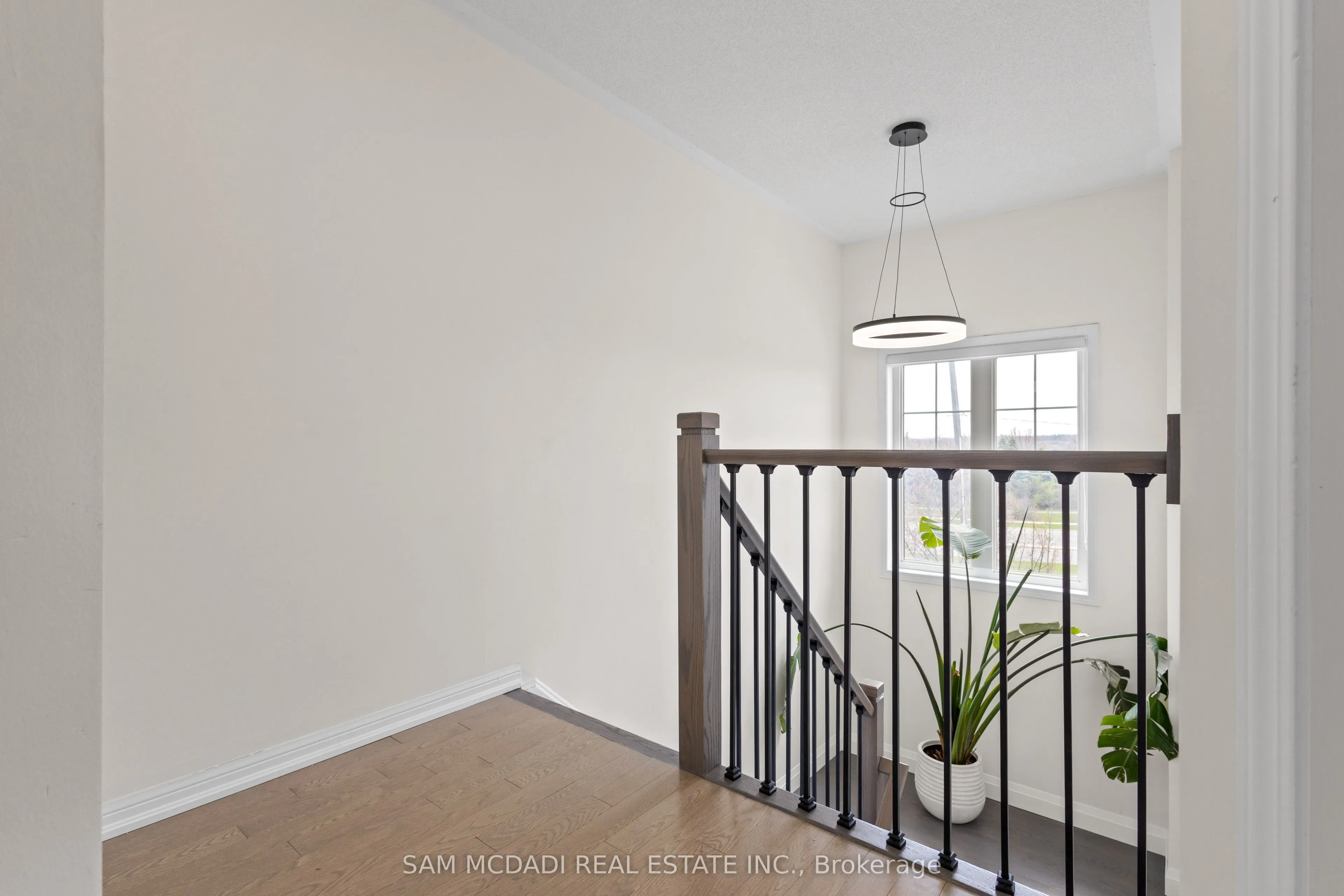 2424 Coho Way