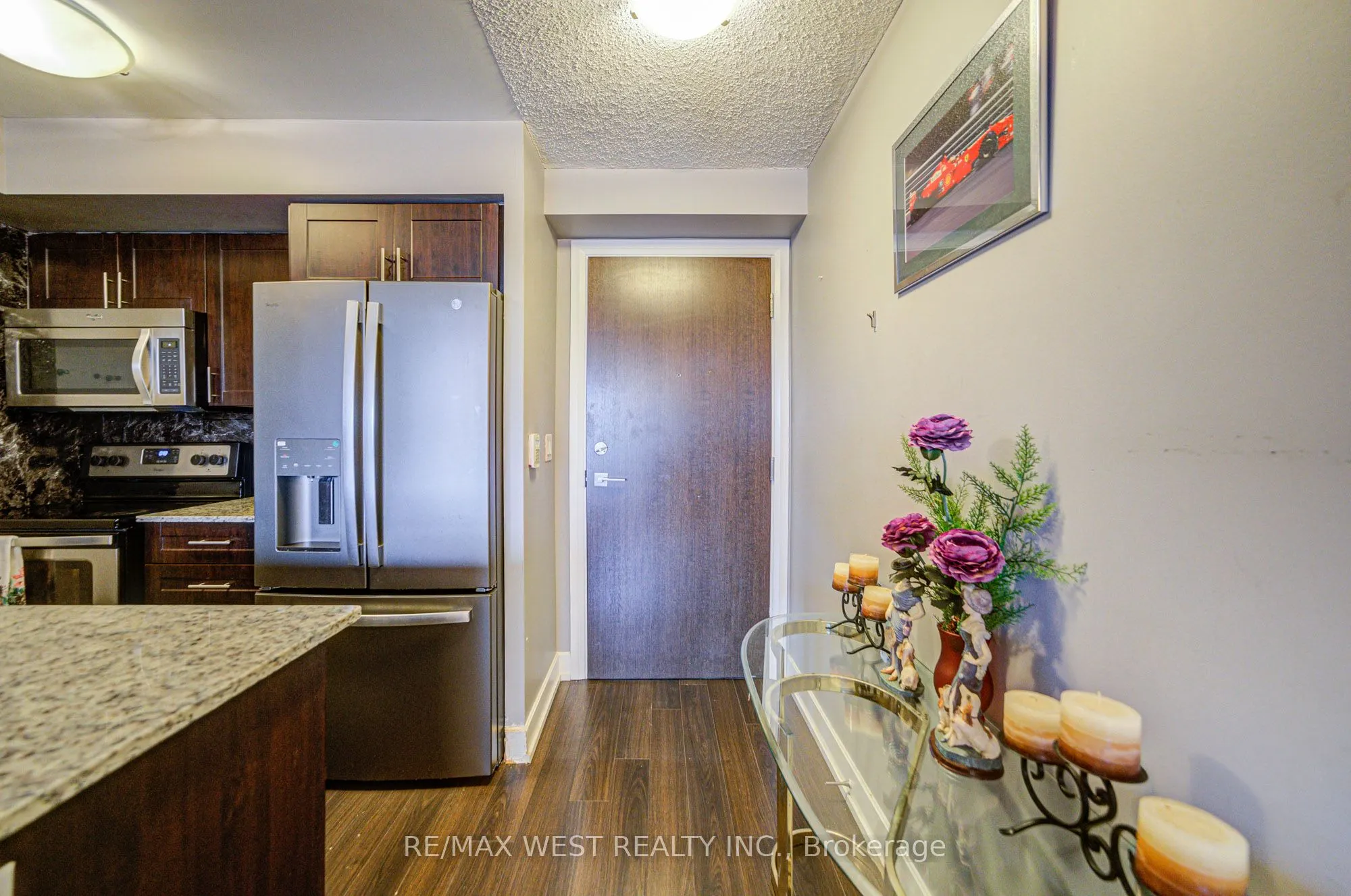 2 Eva Road, #630