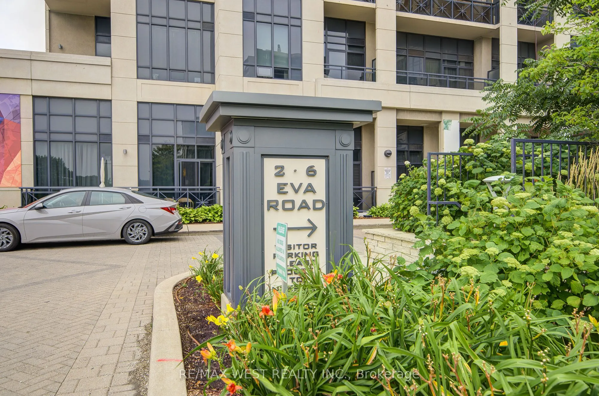 2 Eva Road, #630