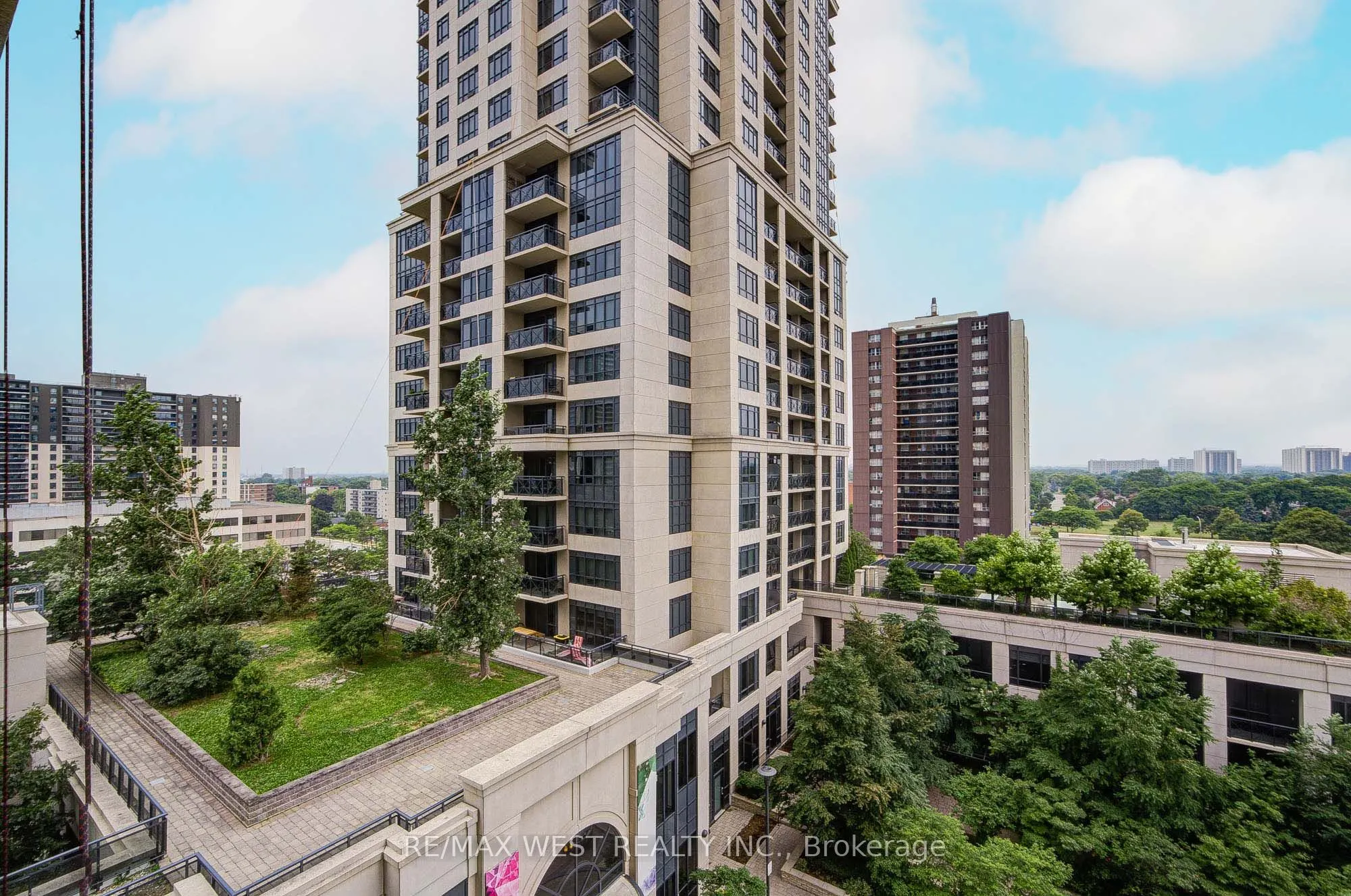 2 Eva Road, #630