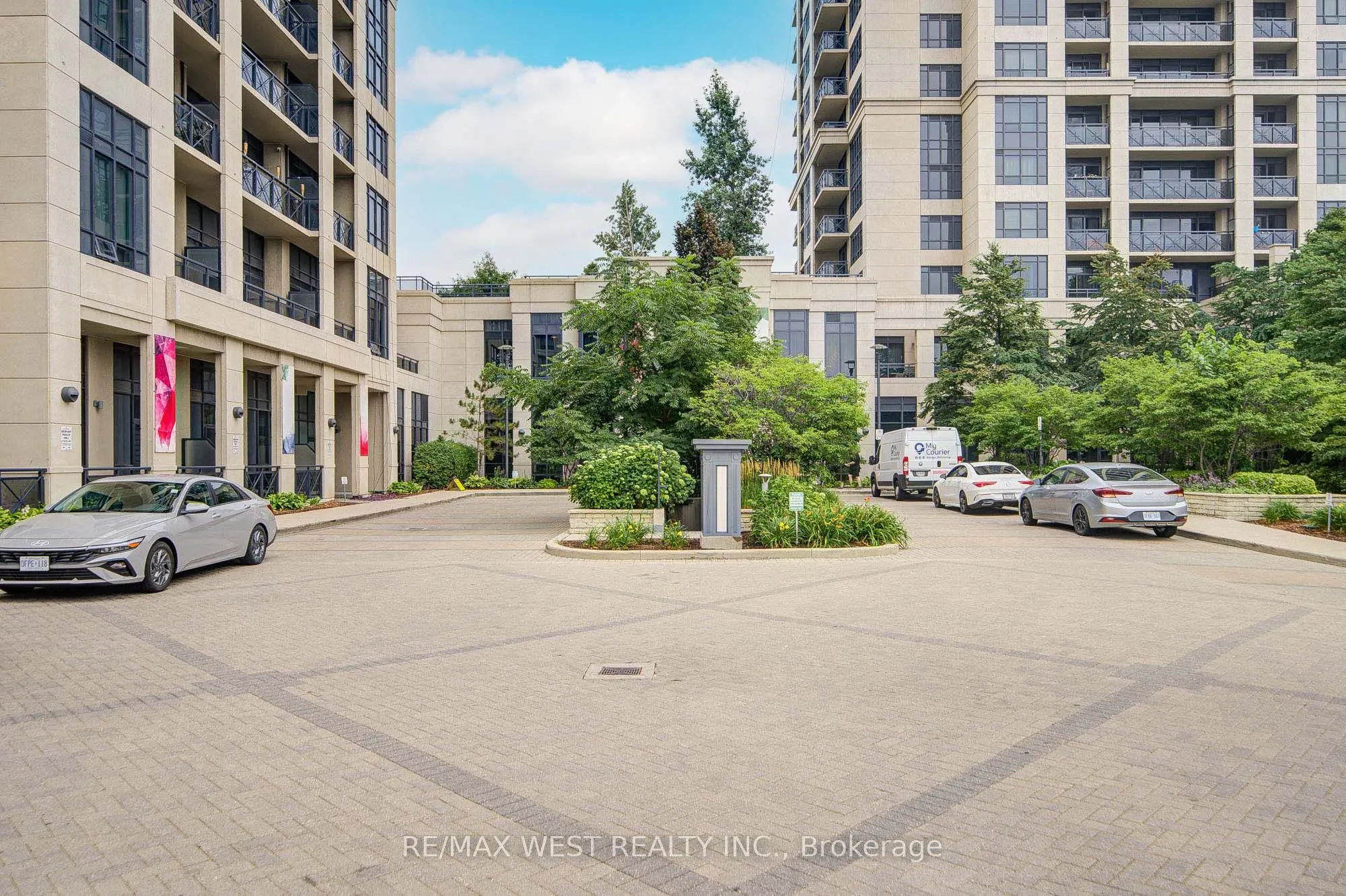 2 Eva Road, #630