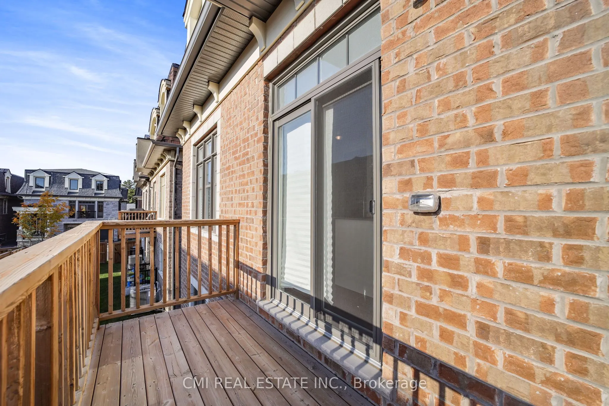 2122 Royal Gala Circle