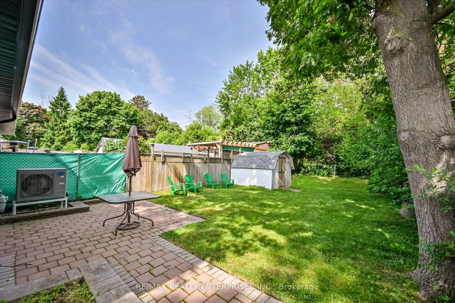 1544 Swanage Crescent