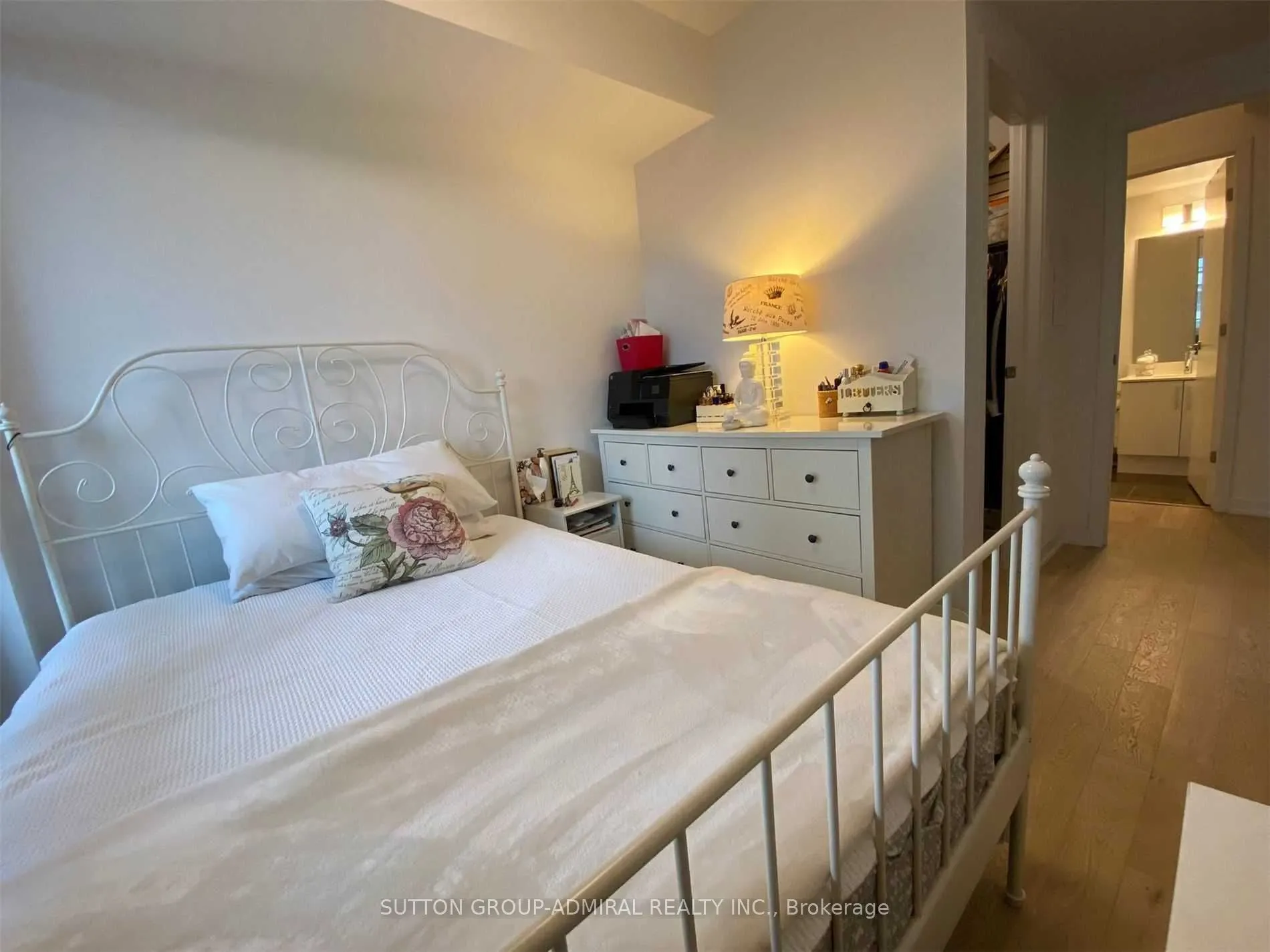 2200 Lake Shore Boulevard W, #607