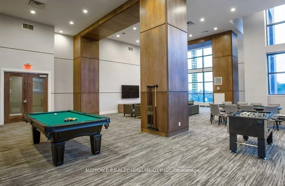2200 Lake Shore Boulevard W, #607