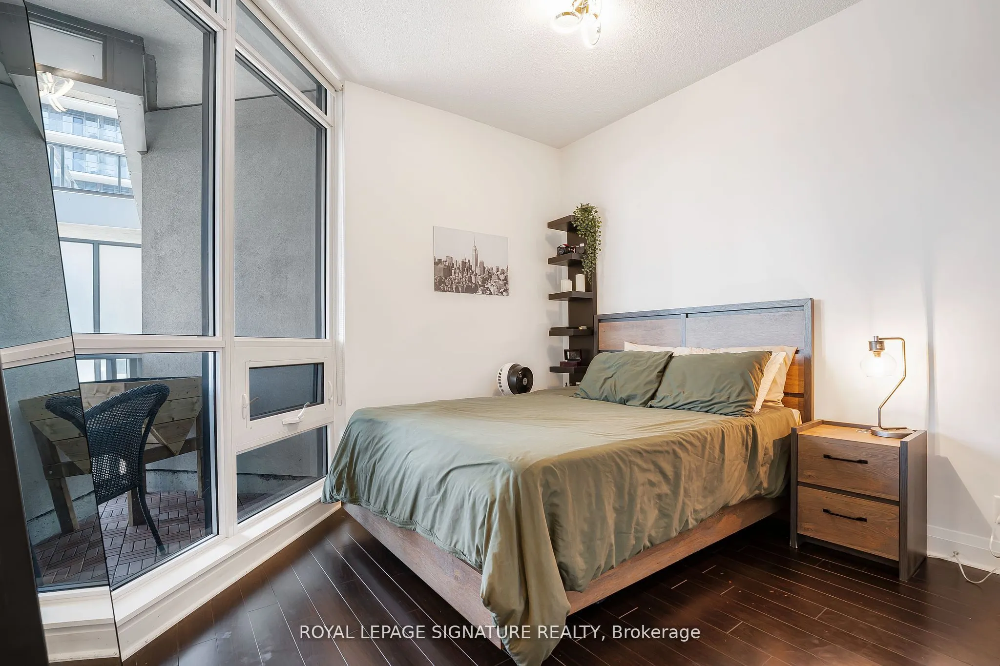 1185 The Queensway, #527