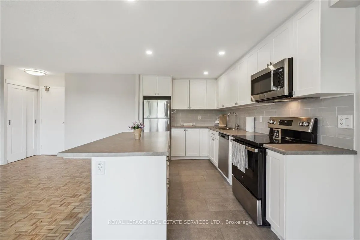 62 Park Avenue, #1105