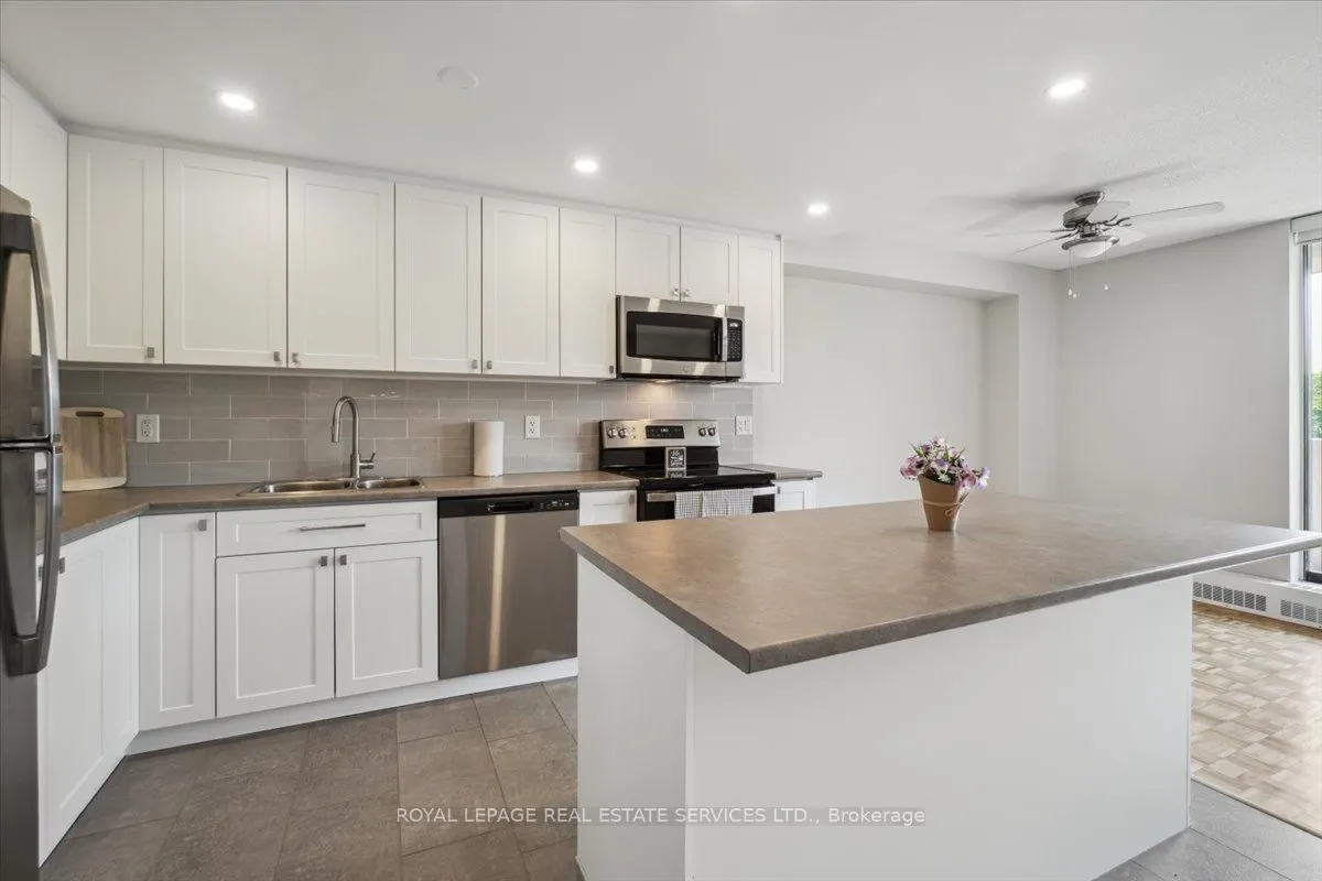 62 Park Avenue, #1105