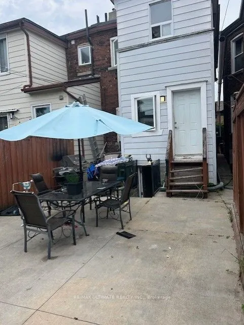 31 St. Clair Gardens