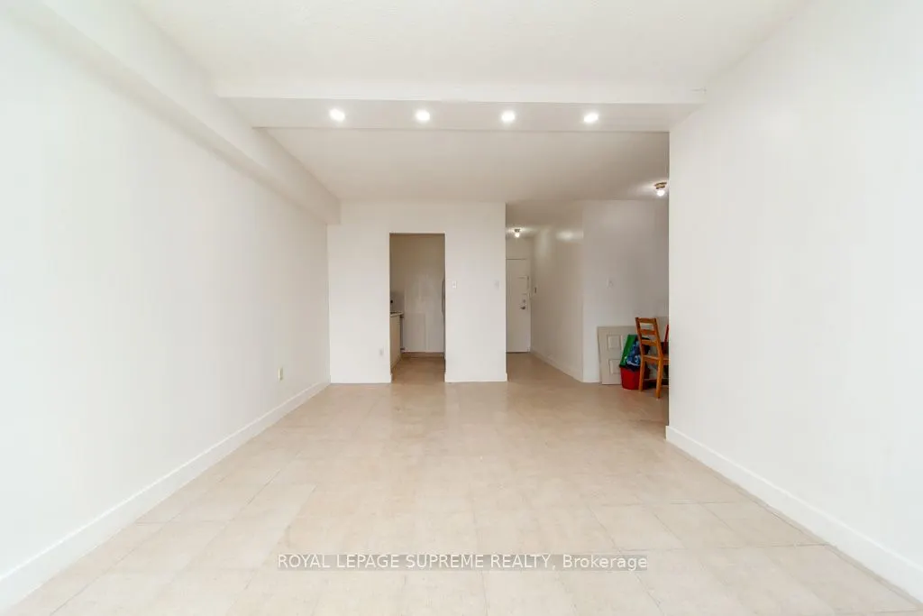 940 Caledonia Road, #908