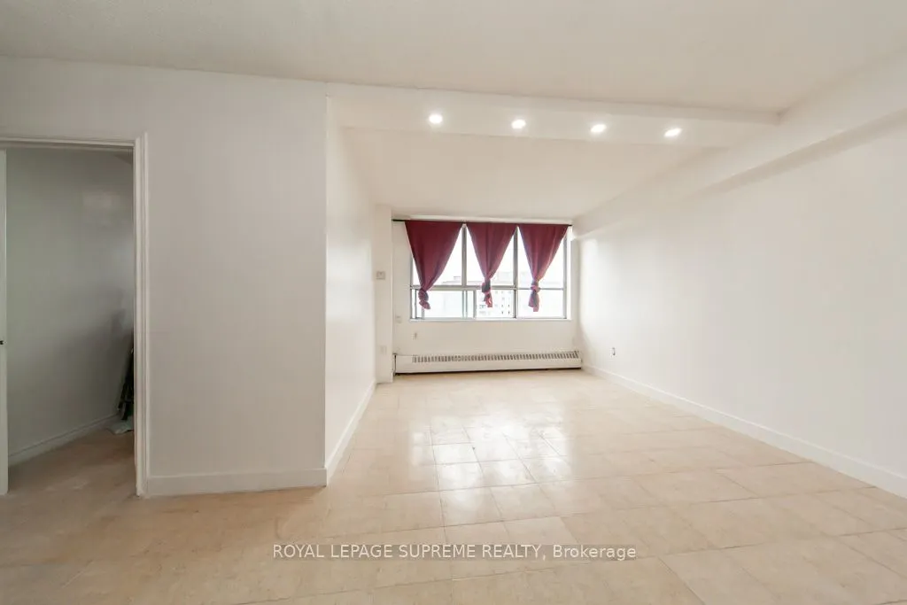940 Caledonia Road, #908