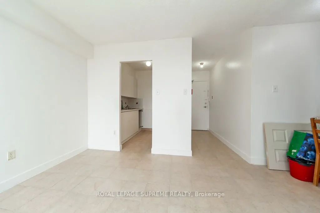 940 Caledonia Road, #908