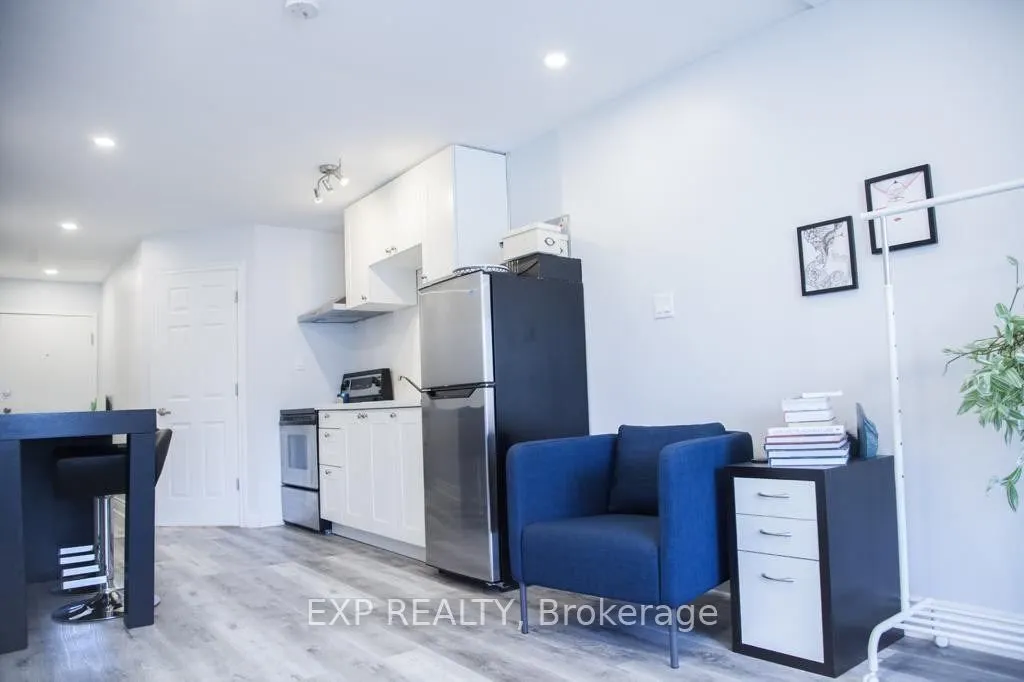 259 Lakeshore Road E, #5