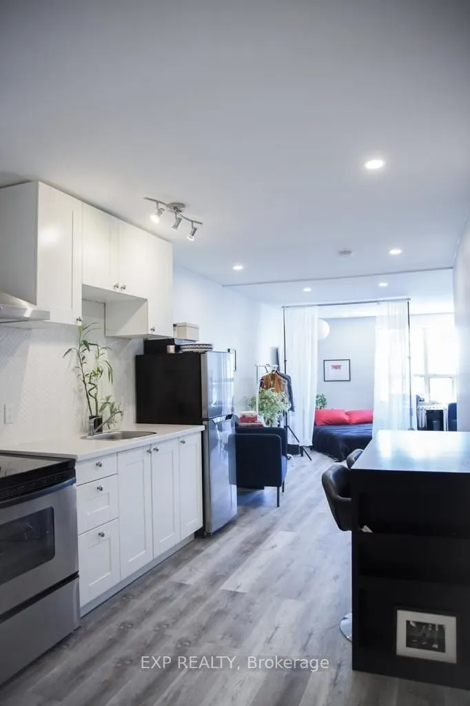 259 Lakeshore Road E, #5