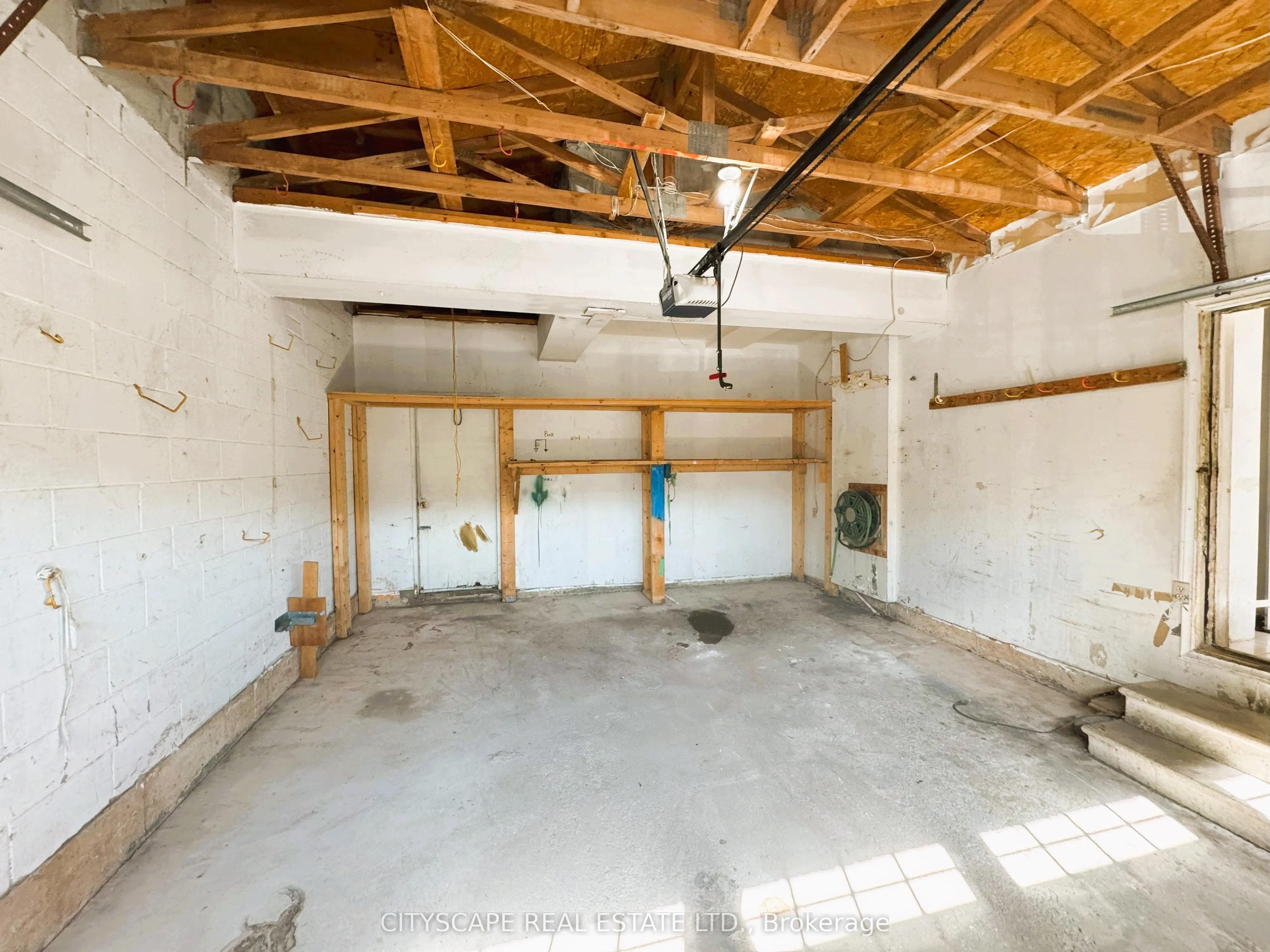 191 Genesee Drive