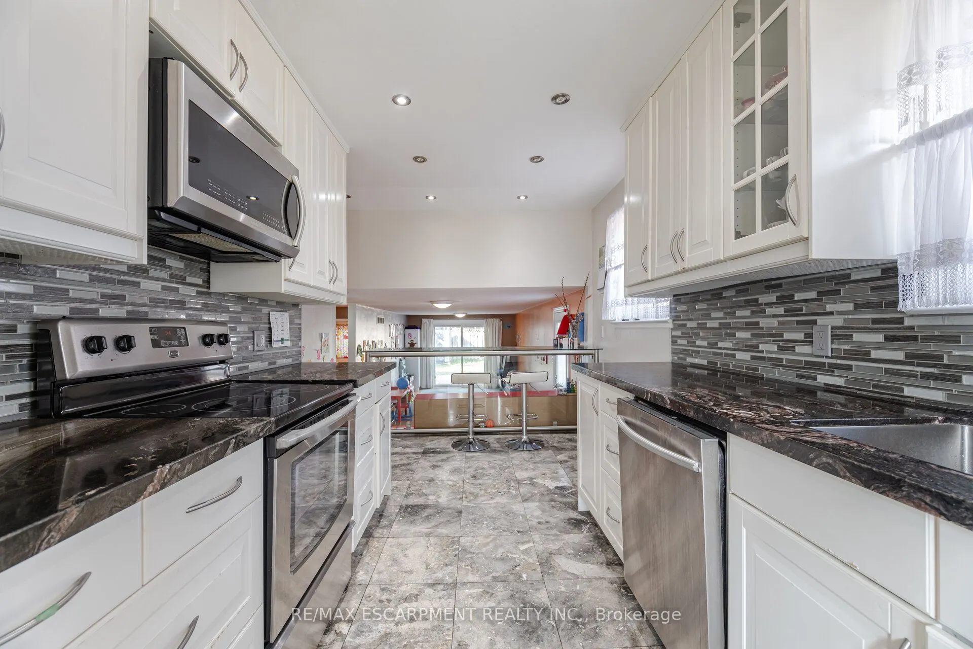 3621 CHIPLOW Road