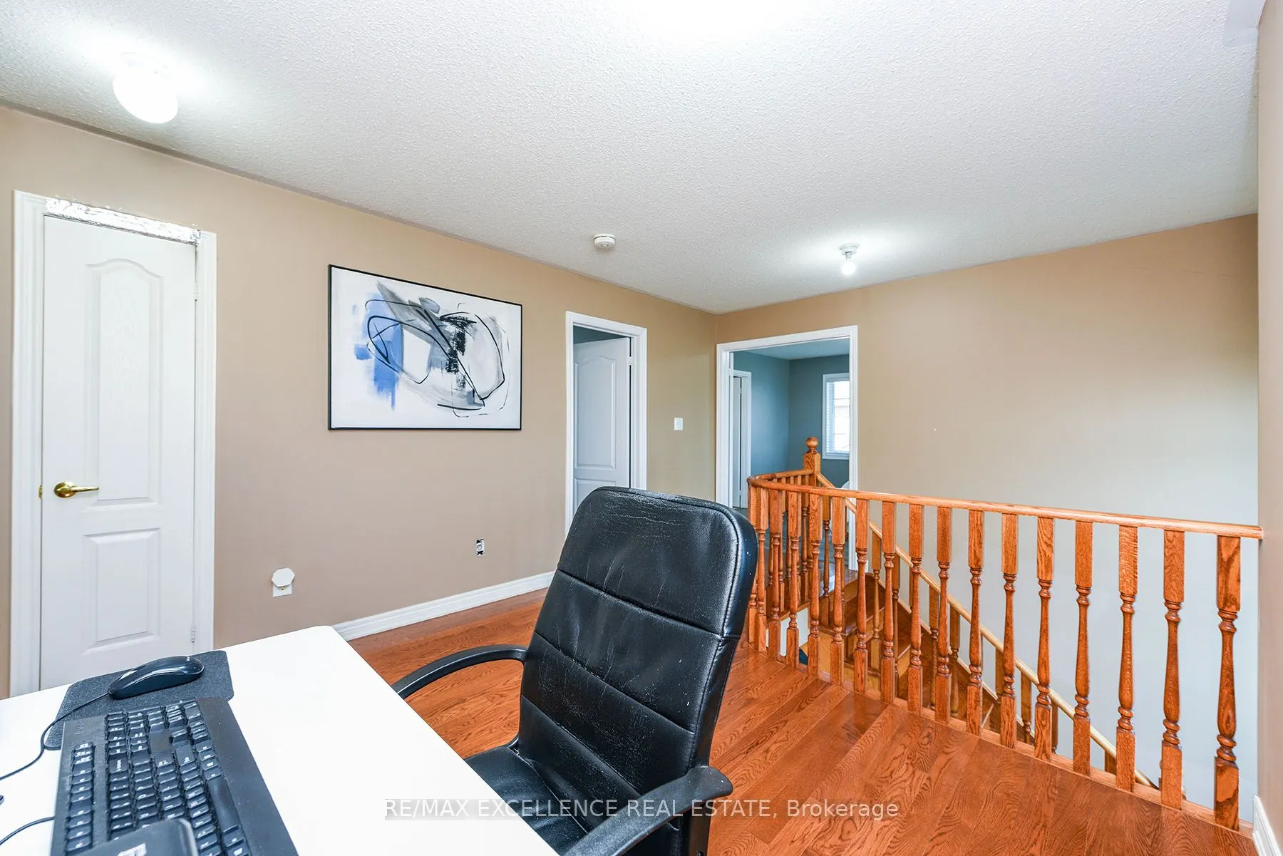 1 Fairwood Circle