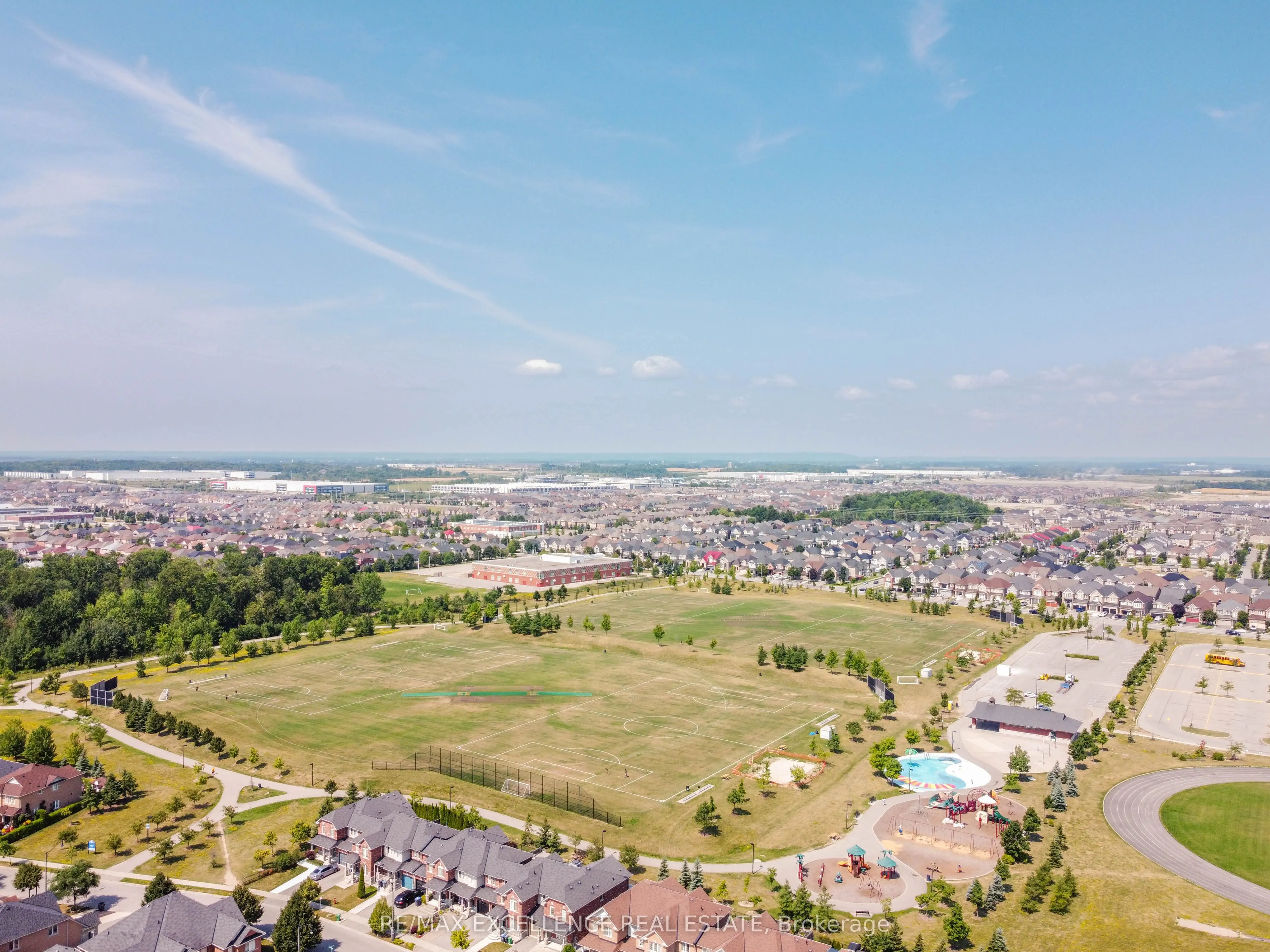 1 Fairwood Circle