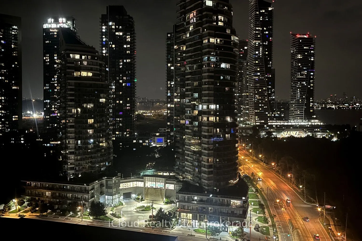 2269 Lake Shore Boulevard W, #2302