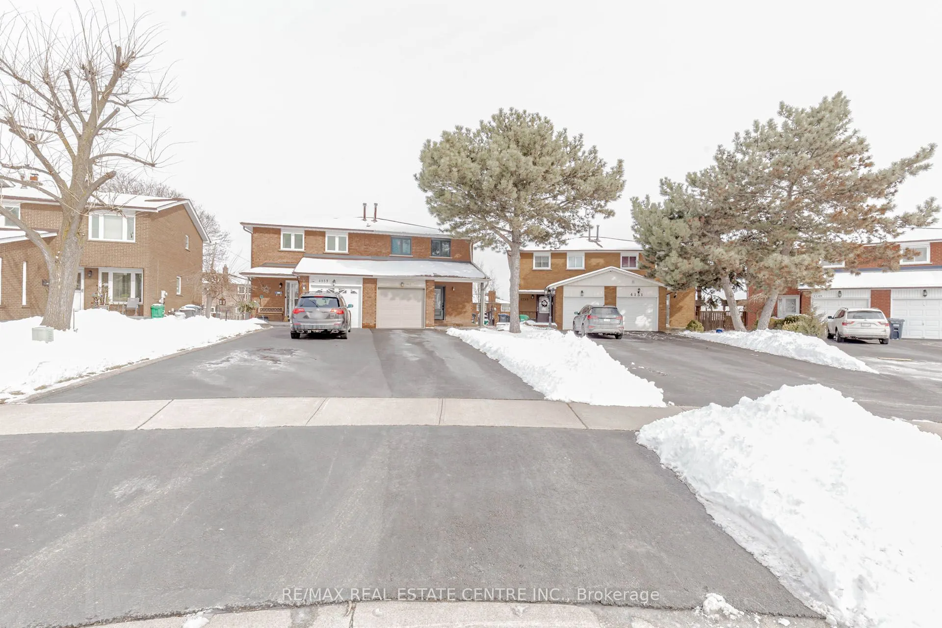 4155 Dursley Crescent