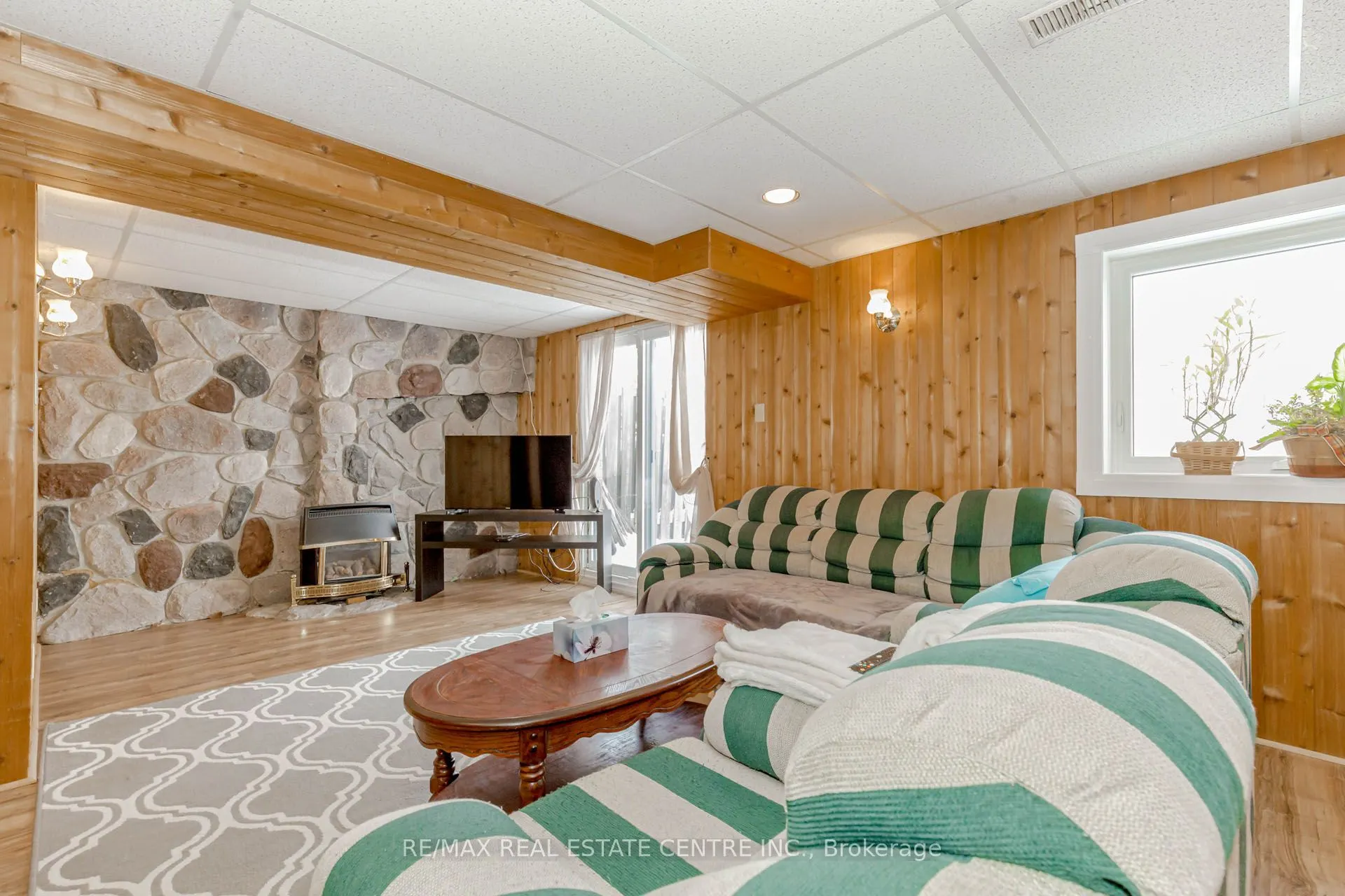 4155 Dursley Crescent