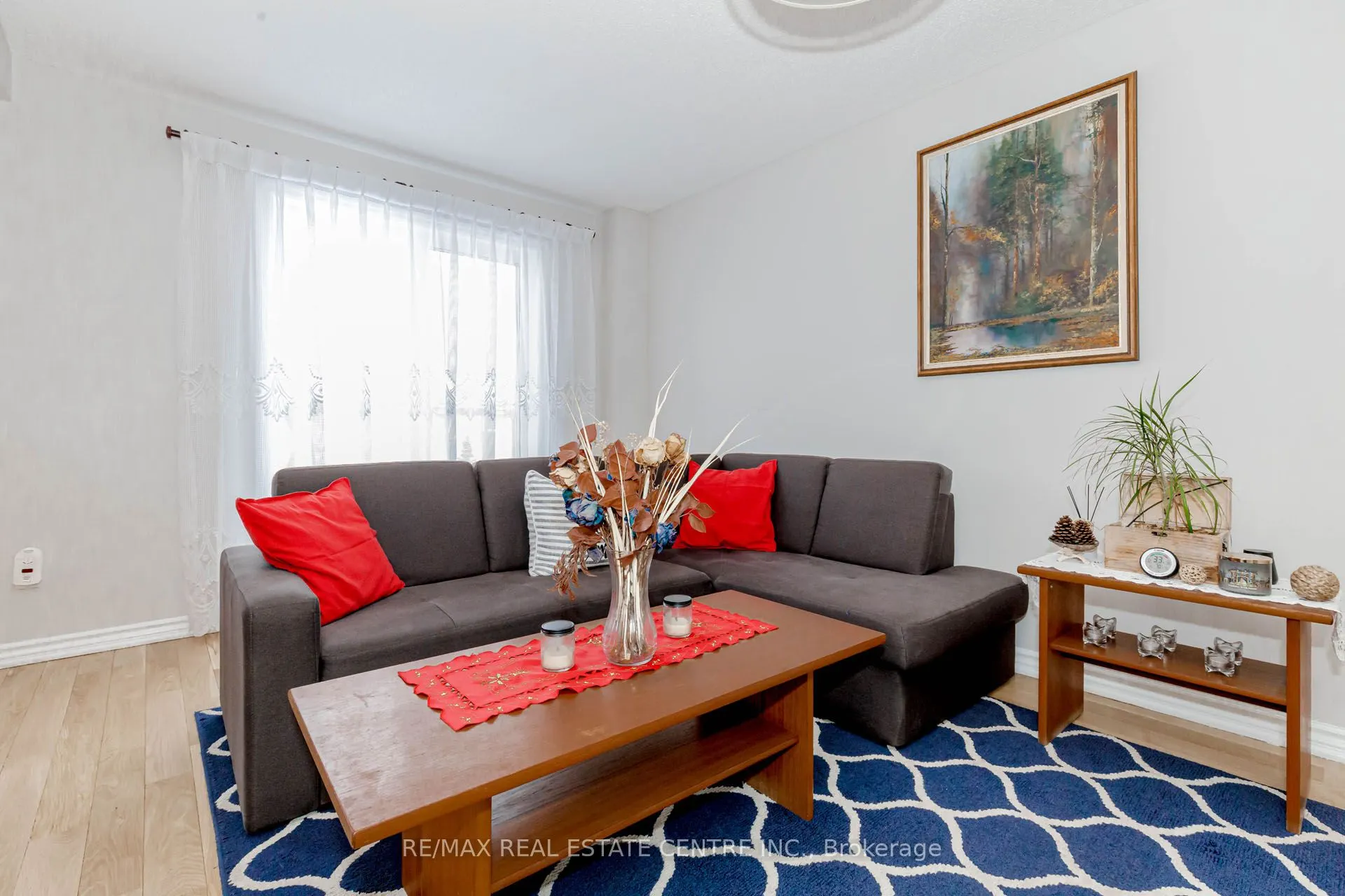 4155 Dursley Crescent