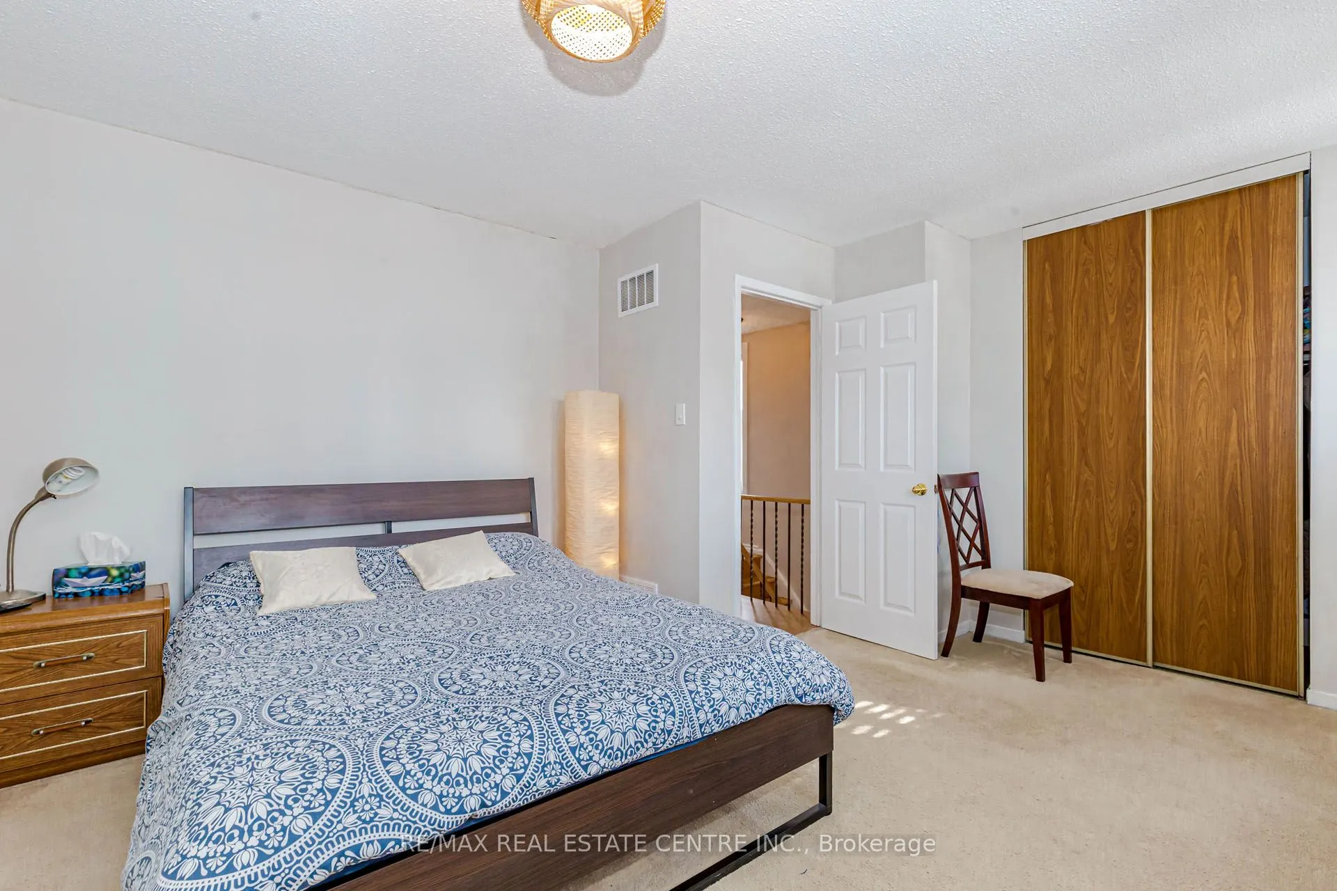 4155 Dursley Crescent