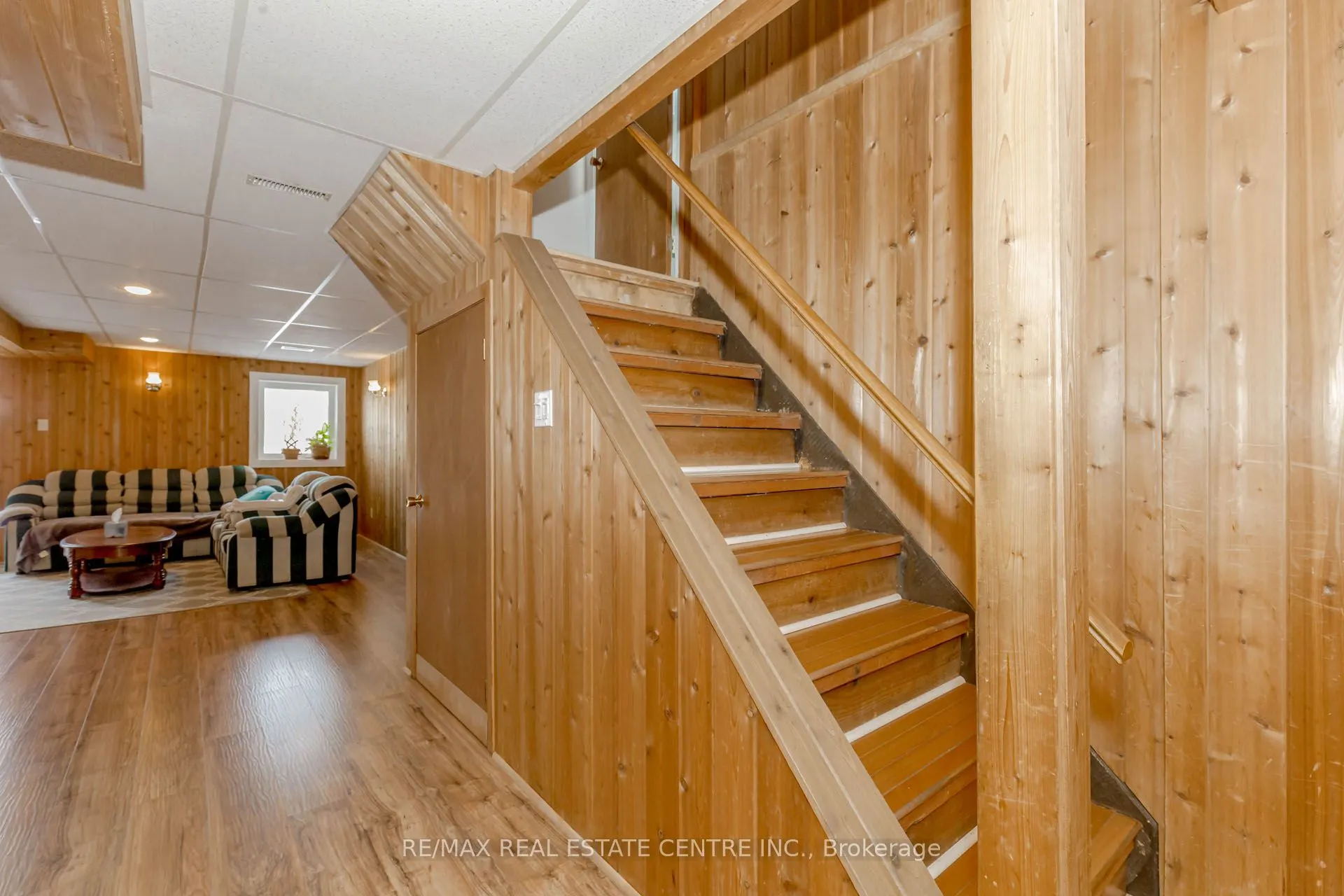 4155 Dursley Crescent