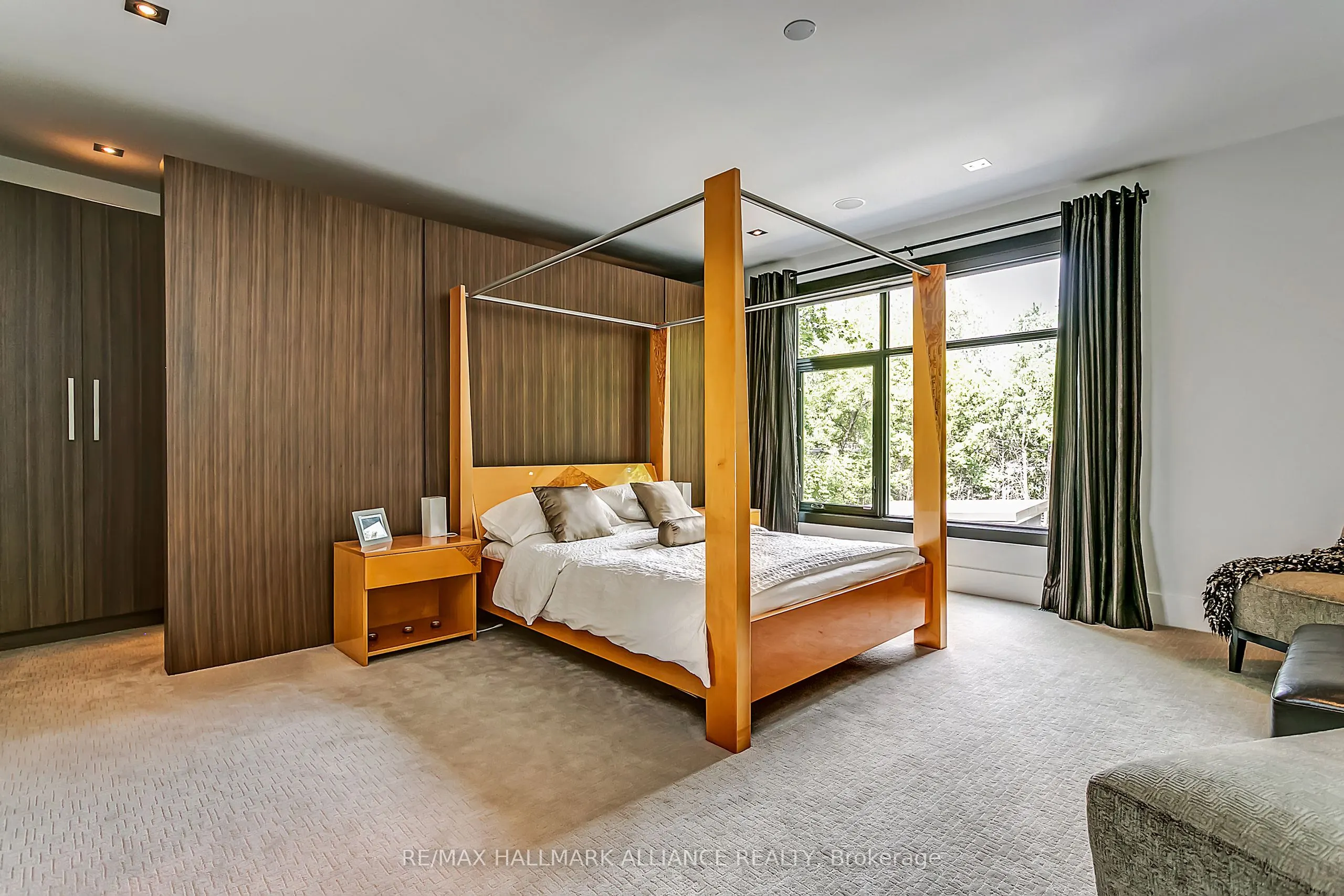 363 Morrison Road